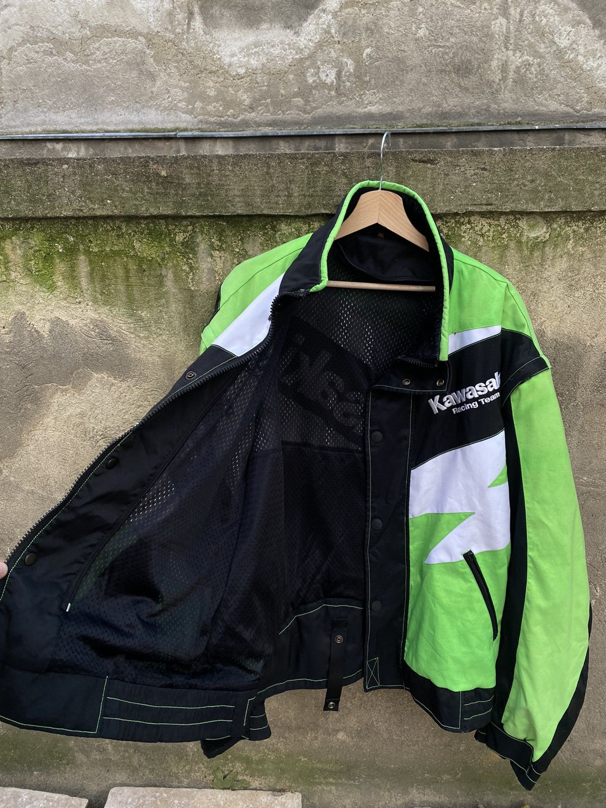 Formula 1 Kawasaki Embroidered Logo Racing Light Jacket Size US XXL / EU 58 / 5 - 11 Thumbnail