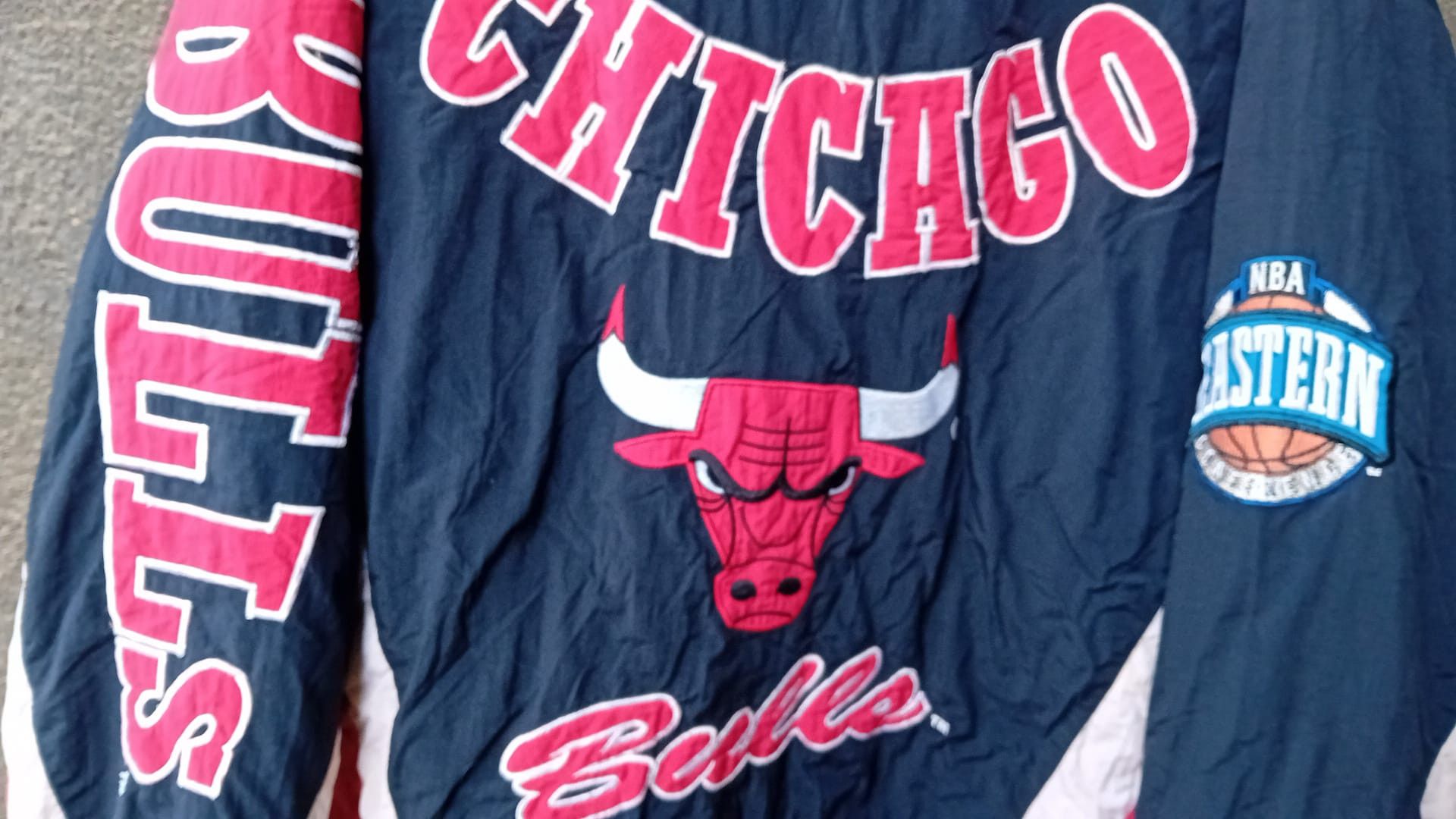 NBA × Nutmeg Chicago Bulls NBA Jacket Nutmeg Vintage Pullover Embroidered Size US L / EU 52-54 / 3 - 17 Thumbnail