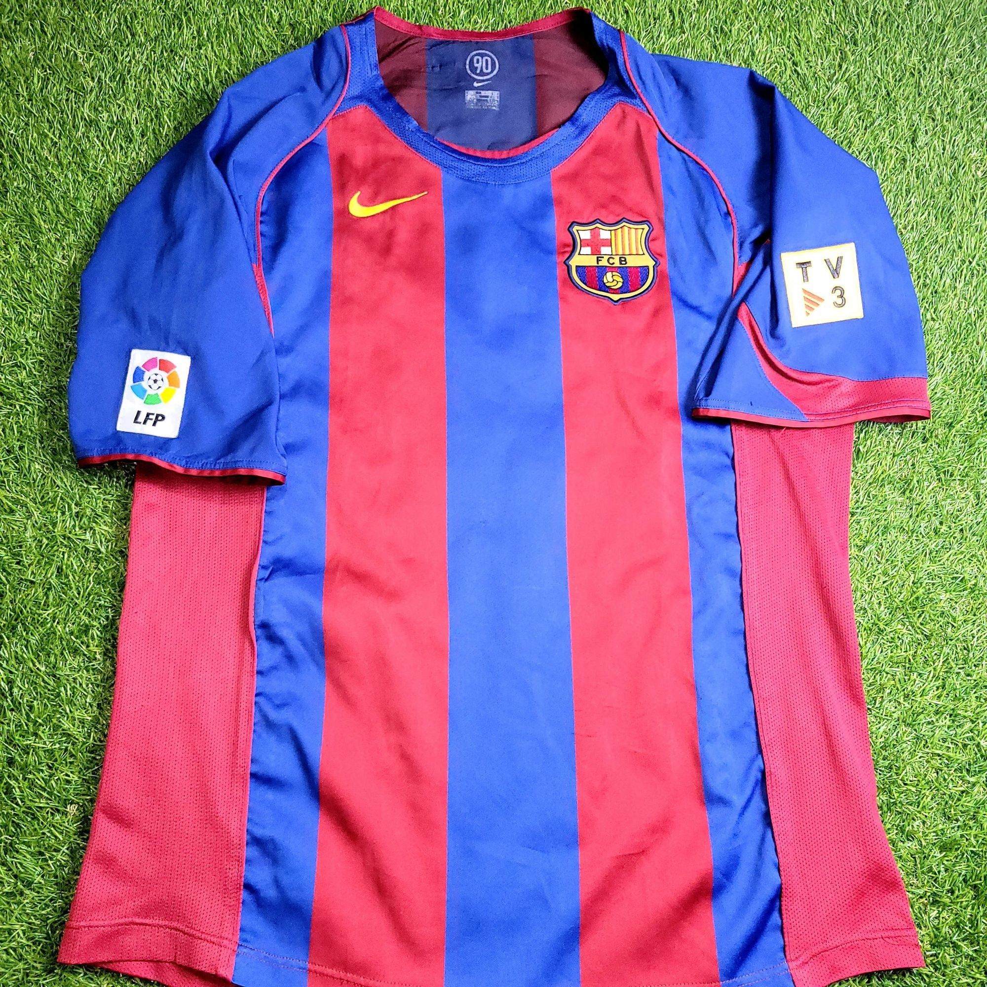 Nike Messi Barcelona DEBUT SEASON 2004 2005 Home Soccer Jersey L Size US L / EU 52-54 / 3 - 2 Thumbnail