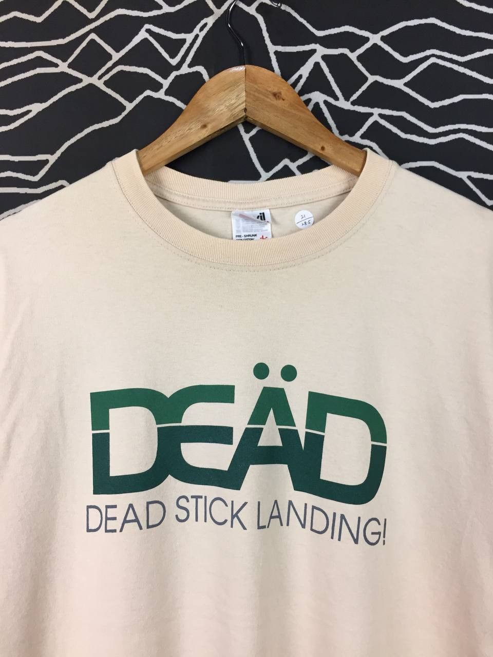 Vintage Vtg 00s Dead Stick Landing DEÄD Logo Aviation Aesthetic Tee Size US L / EU 52-54 / 3 - 3 Thumbnail