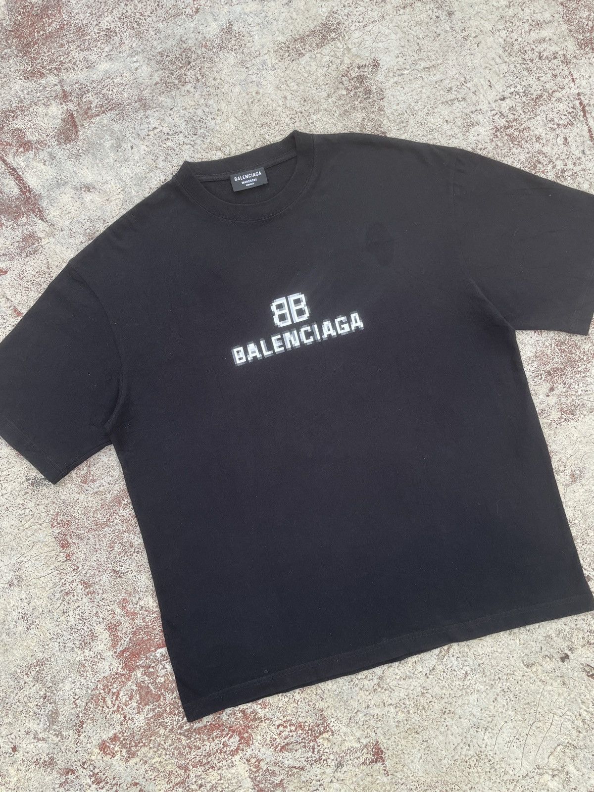 Balenciaga Balenciaga bb pixel logo T-shirt Size US M / EU 48-50 / 2 - 4 Thumbnail