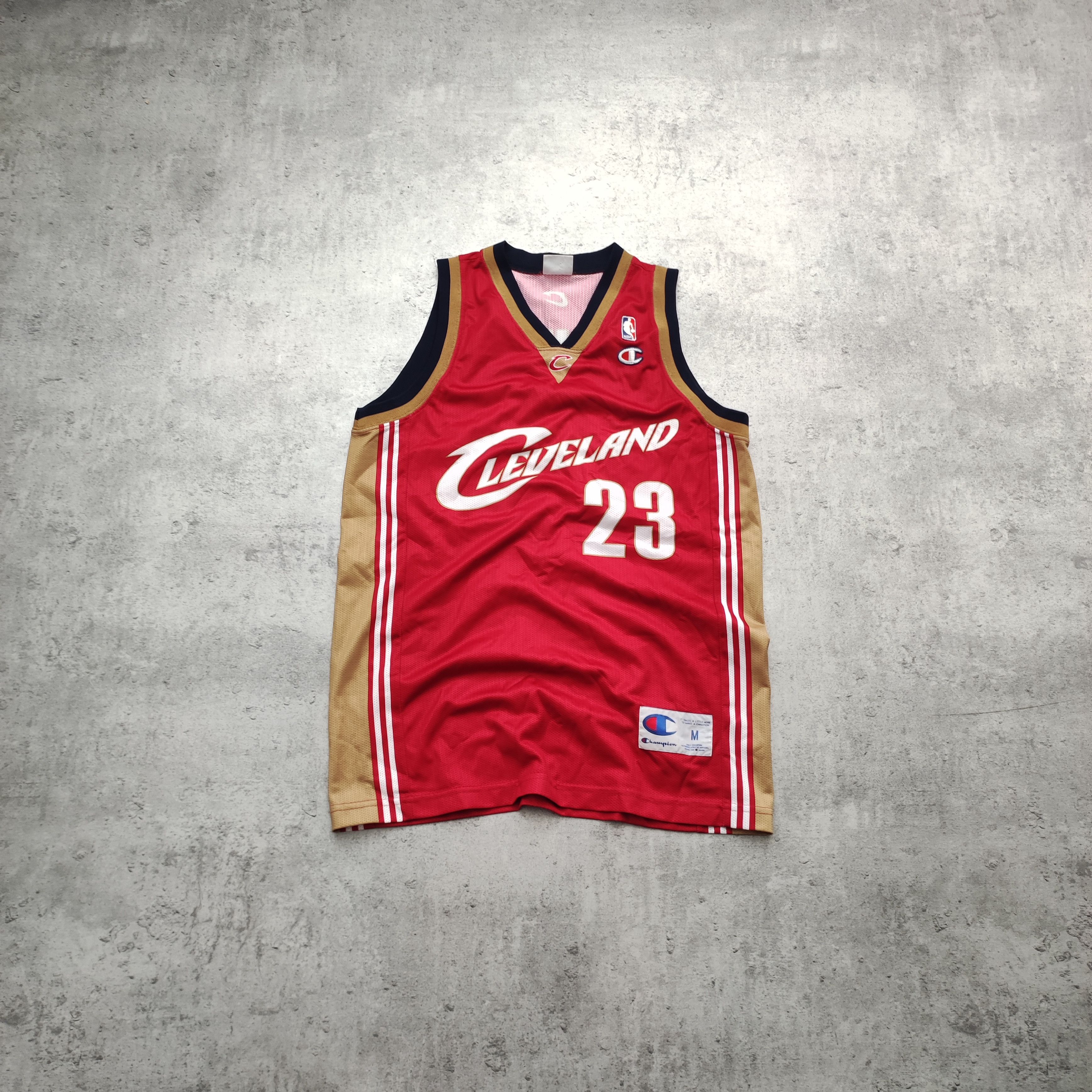 NBA × Vintage RARE 90s Champion Cleveland #23 James NBA Jersey Size US M / EU 48-50 / 2 - 2 Thumbnail