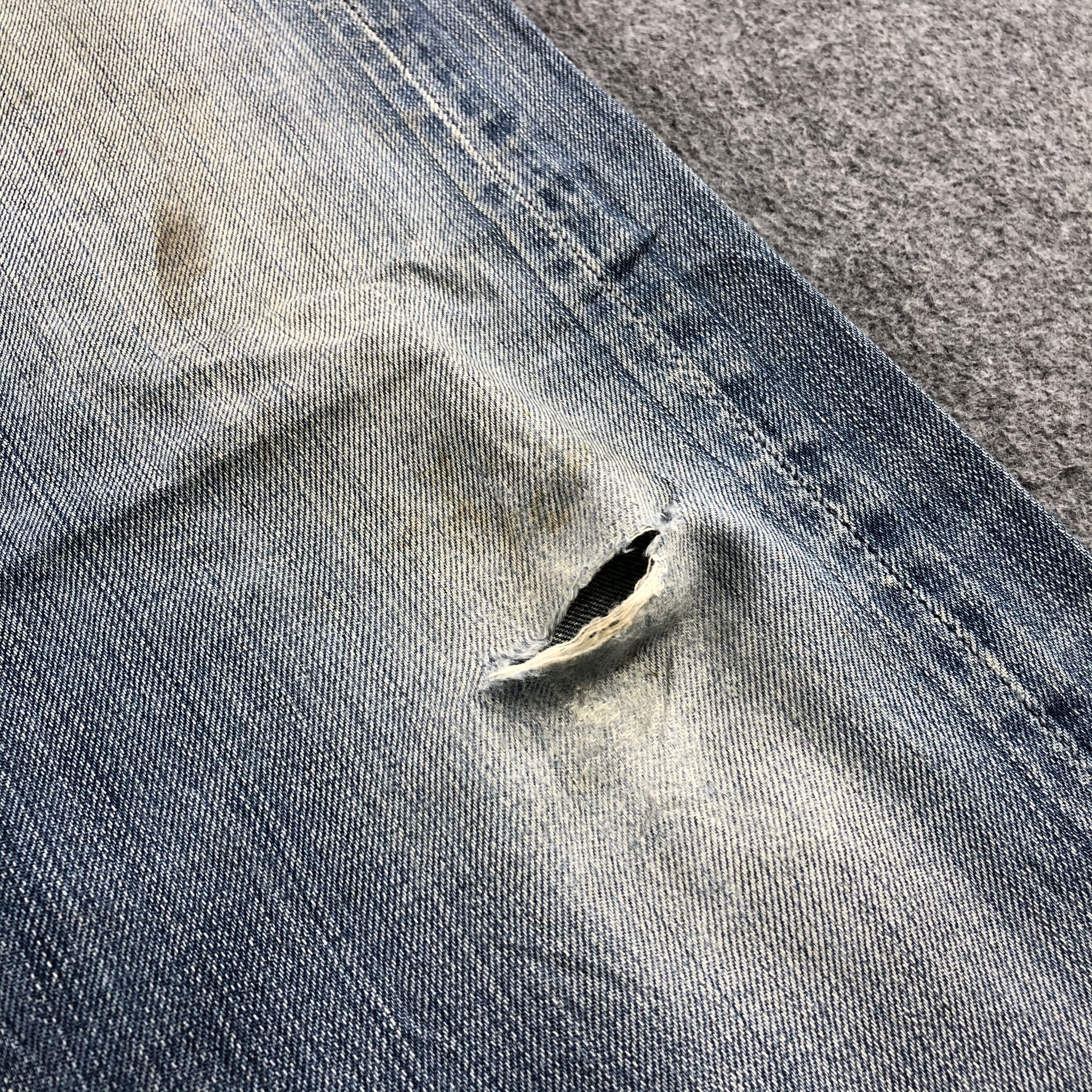 Levi's Vintage Levis 501 Denim Jeans-JM953 Size US 33 - 7 Thumbnail