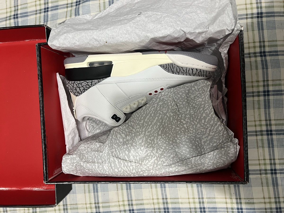 Jordan Brand × Nike Air Jordan 3 Retro Size US 9 / EU 42 - 3 Thumbnail