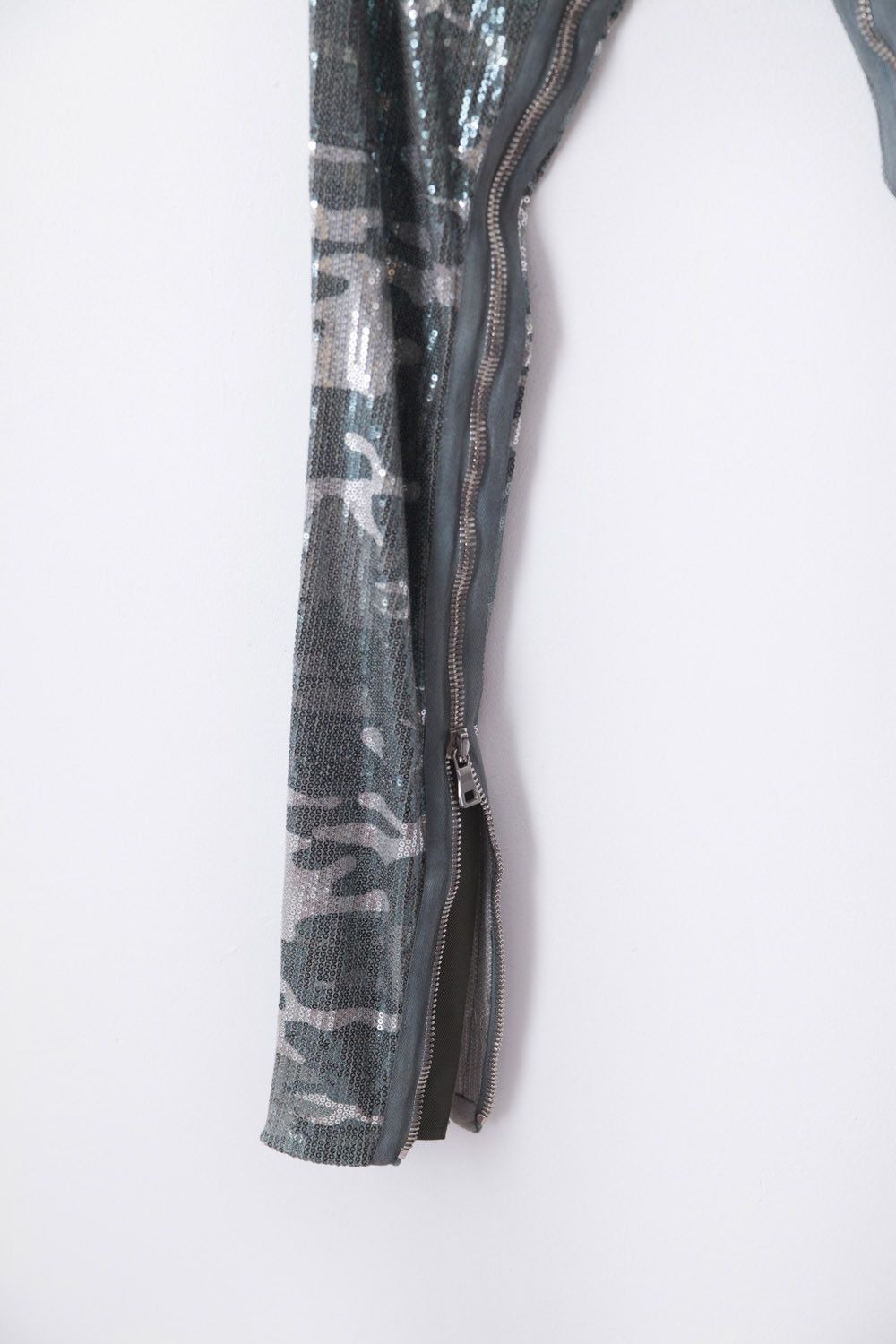 Balmain SS10 camo sequin leggings Size 25" / US 0 / IT 36 - 3 Thumbnail
