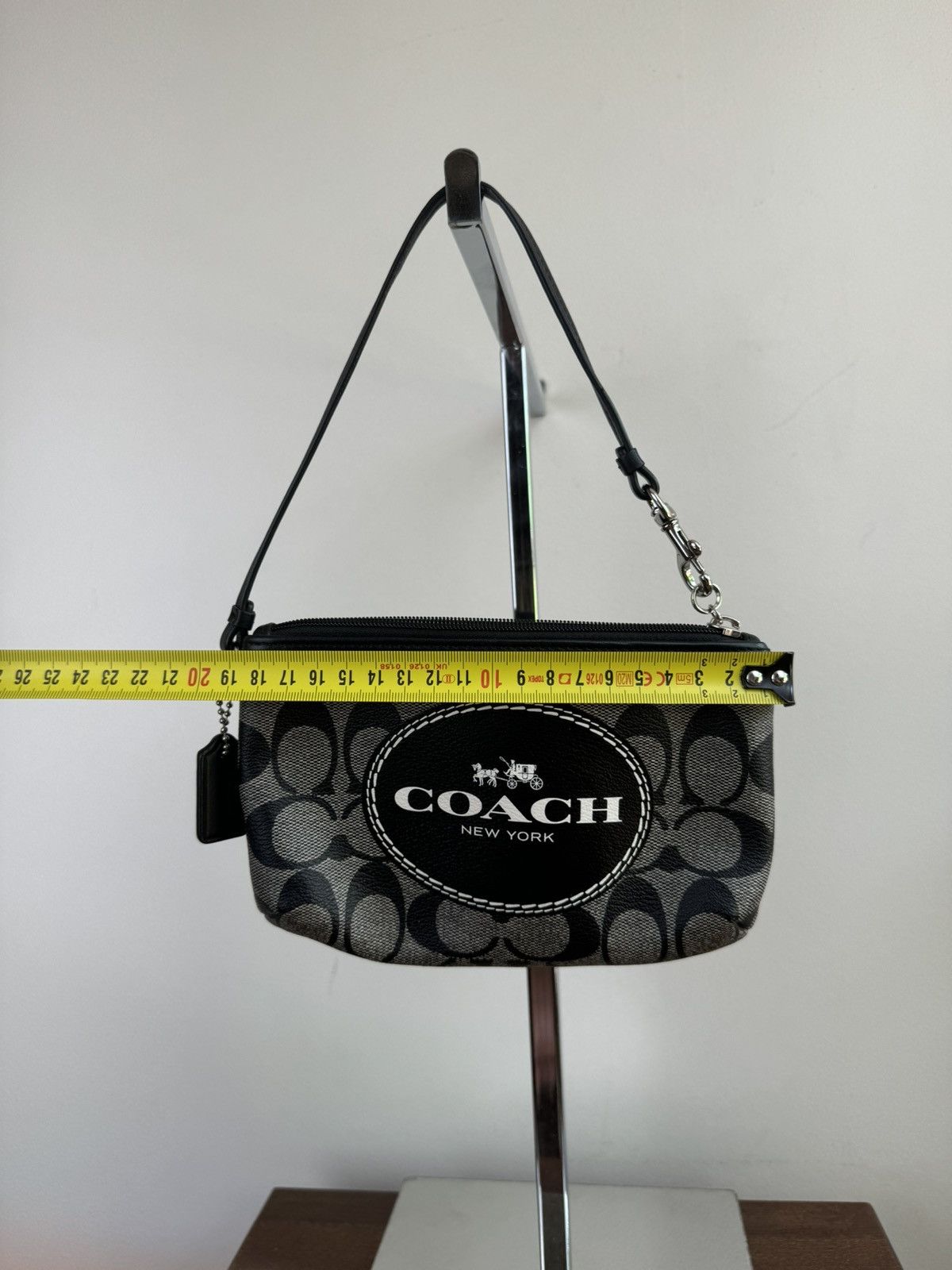 Coach Mini hand bag Coach y2k original casual streetwear item Size ONE SIZE - 5 Thumbnail
