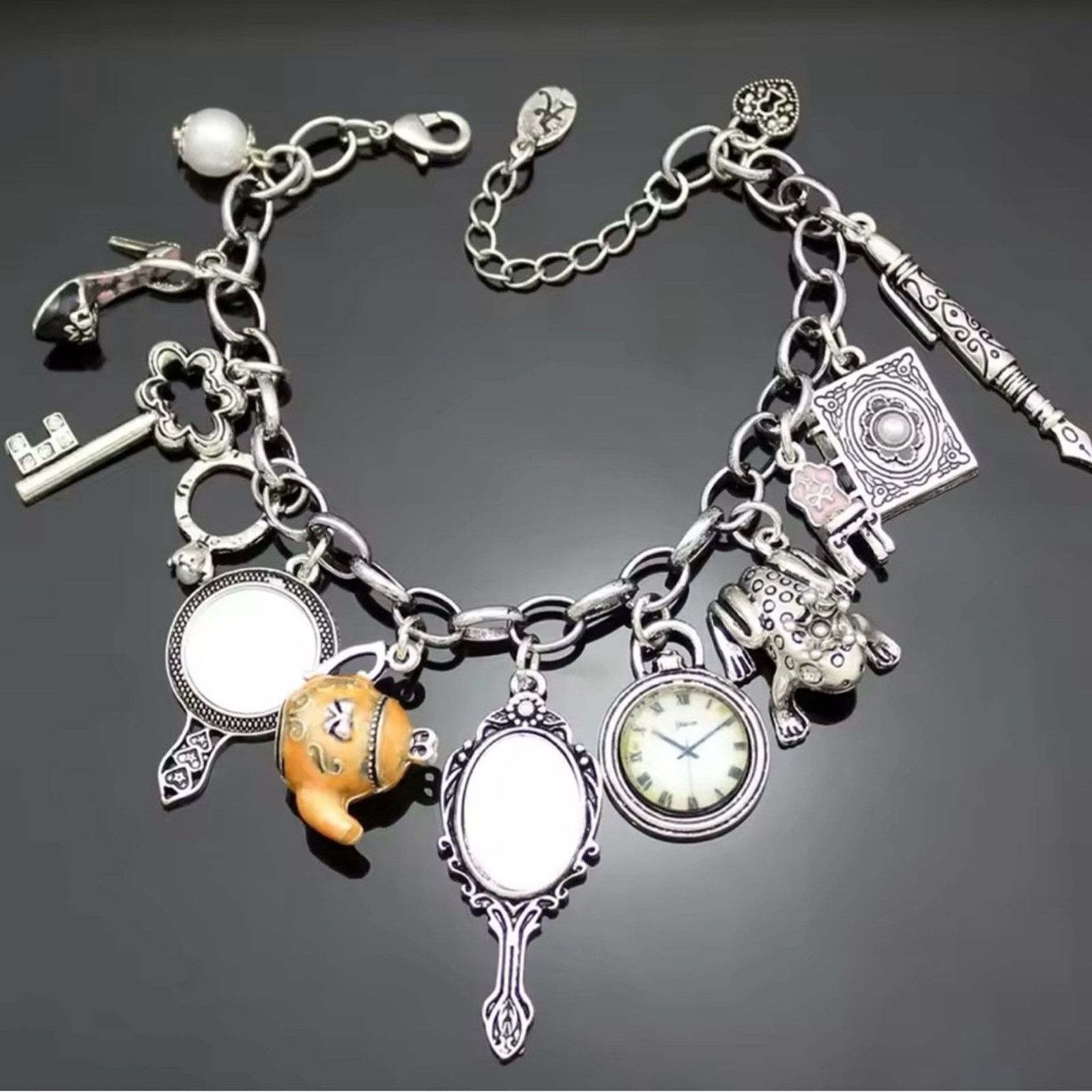 Other Vintage Wonderland Mirror Charms Bracelet Size ONE SIZE - 1 Thumbnail