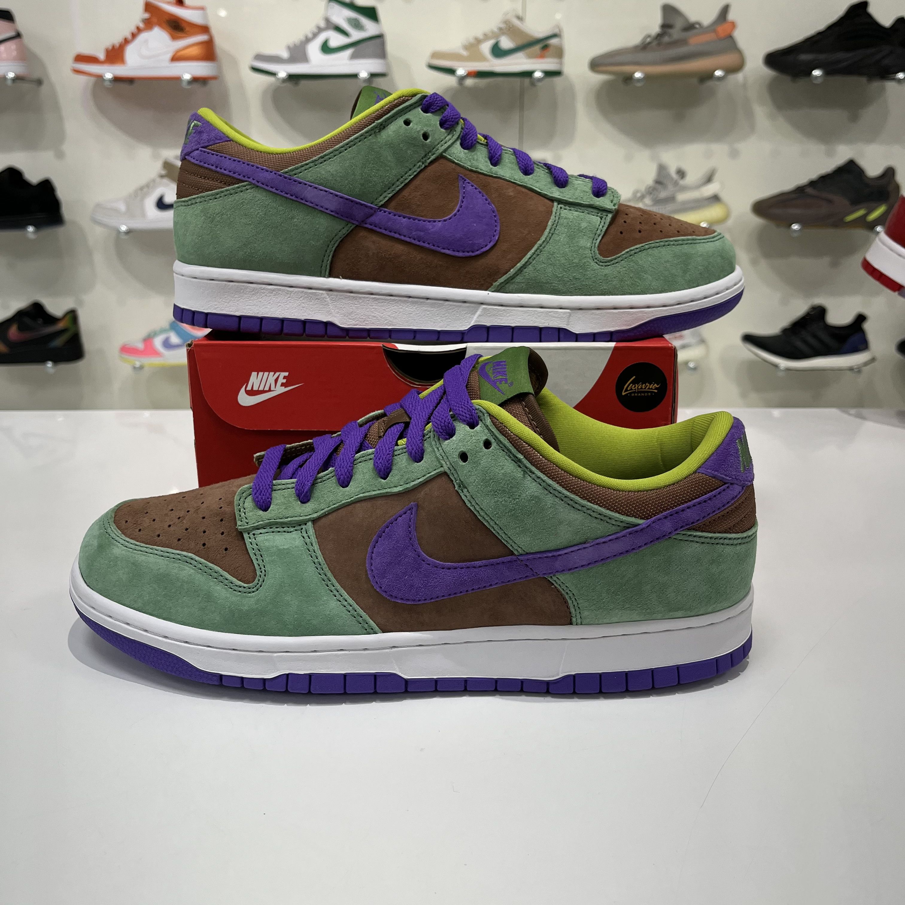 Nike Nike Dunk Low Veneer 2020 Size US 11 / EU 44 - 1 Thumbnail