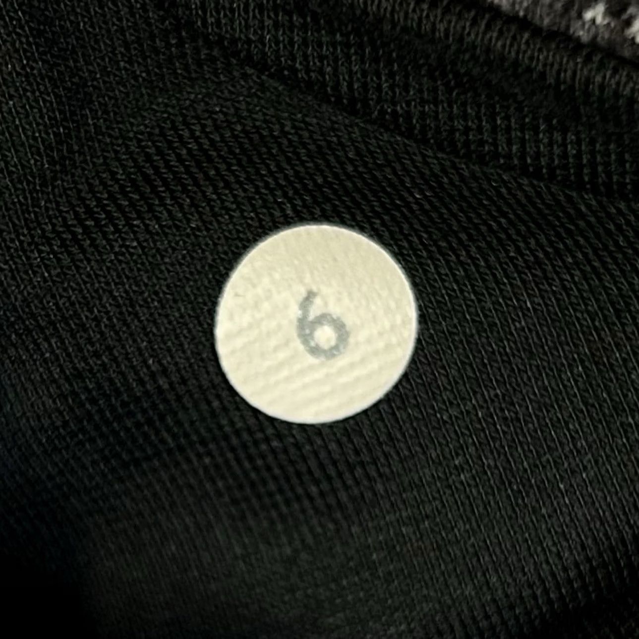 Lululemon VINTAGE Lululemon Wunder Under Crop Leggings Shirt? Size 28" / US 6 / IT 42 - 5 Thumbnail
