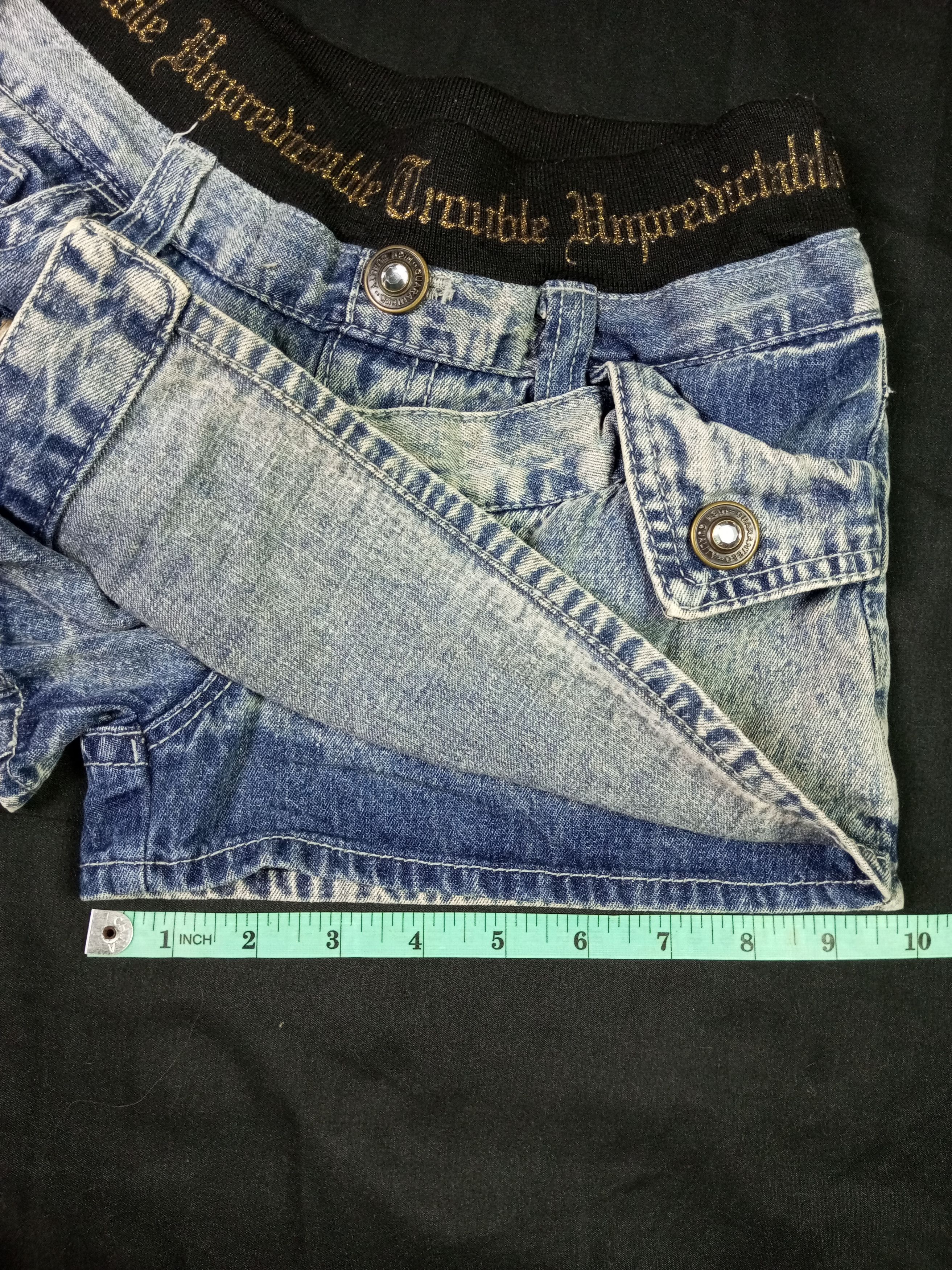 Japanese Brand Trouble Unpredictable japanese brand sexy shorts Size 27" / US 4 / IT 40 - 19 Thumbnail