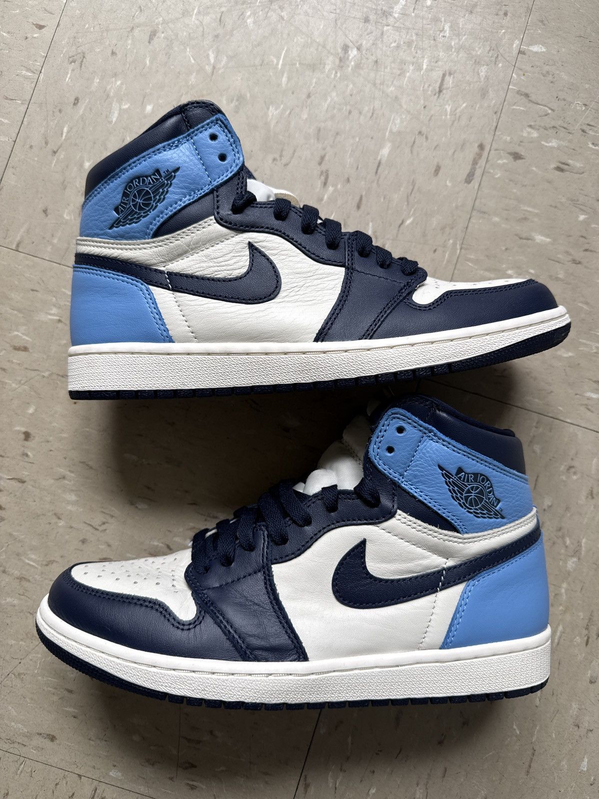 Jordan Brand Air Jordan 1 High Obsidian - 8.5M Size US 8.5 / EU 41-42 - 1 Thumbnail