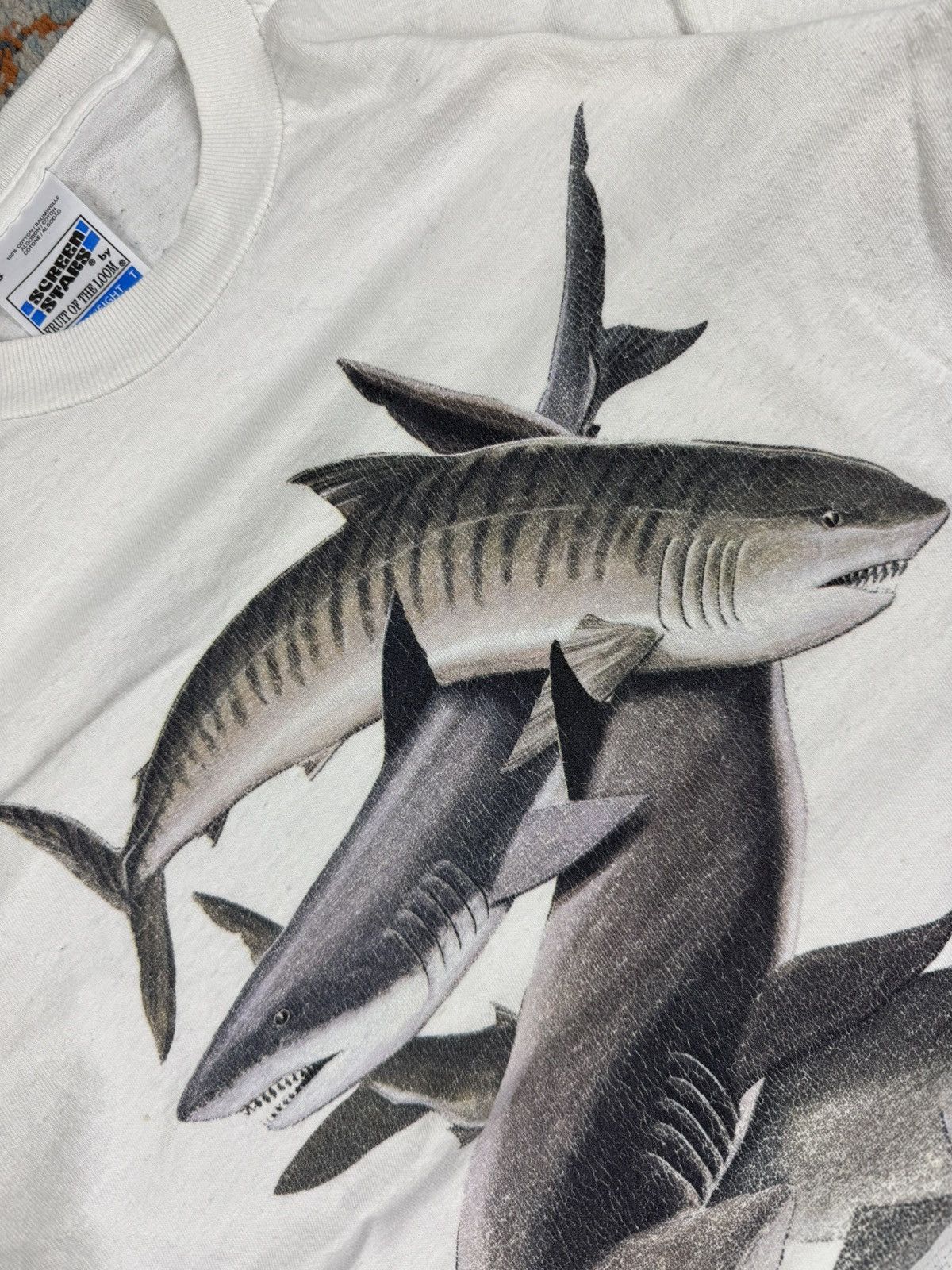 Vintage Vintage 90s Sharks marine life print animals graphic tee Size US S / EU 44-46 / 1 - 5 Thumbnail