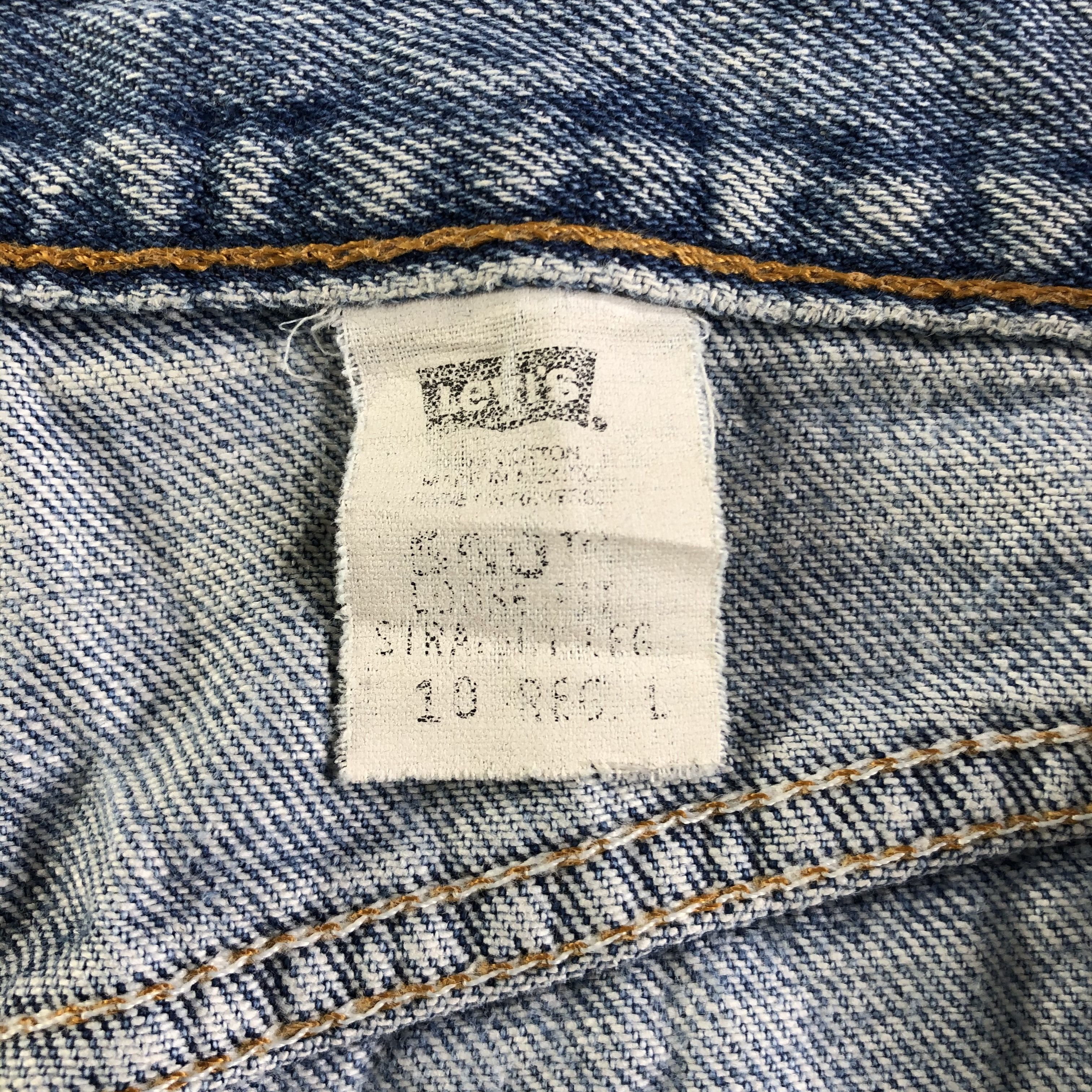 Levi's Vintage Blue Wash Levis 560 Jeans-J4473 Size US 31 - 9 Thumbnail