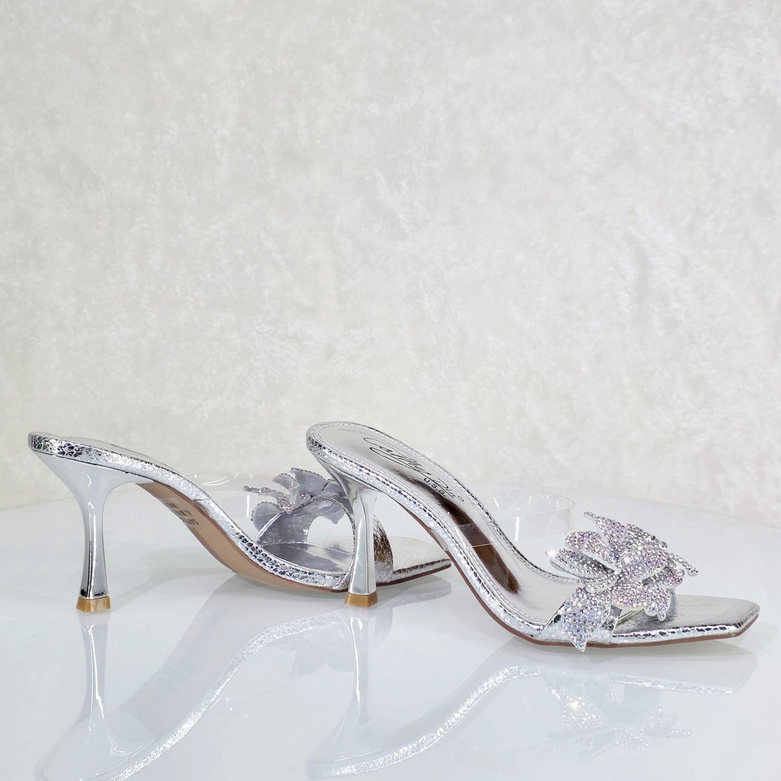 Other Lily Rhinestone Flower Silver Slip On 3.25" Heel Casual Even Size US 10 / IT 40 - 2 Thumbnail