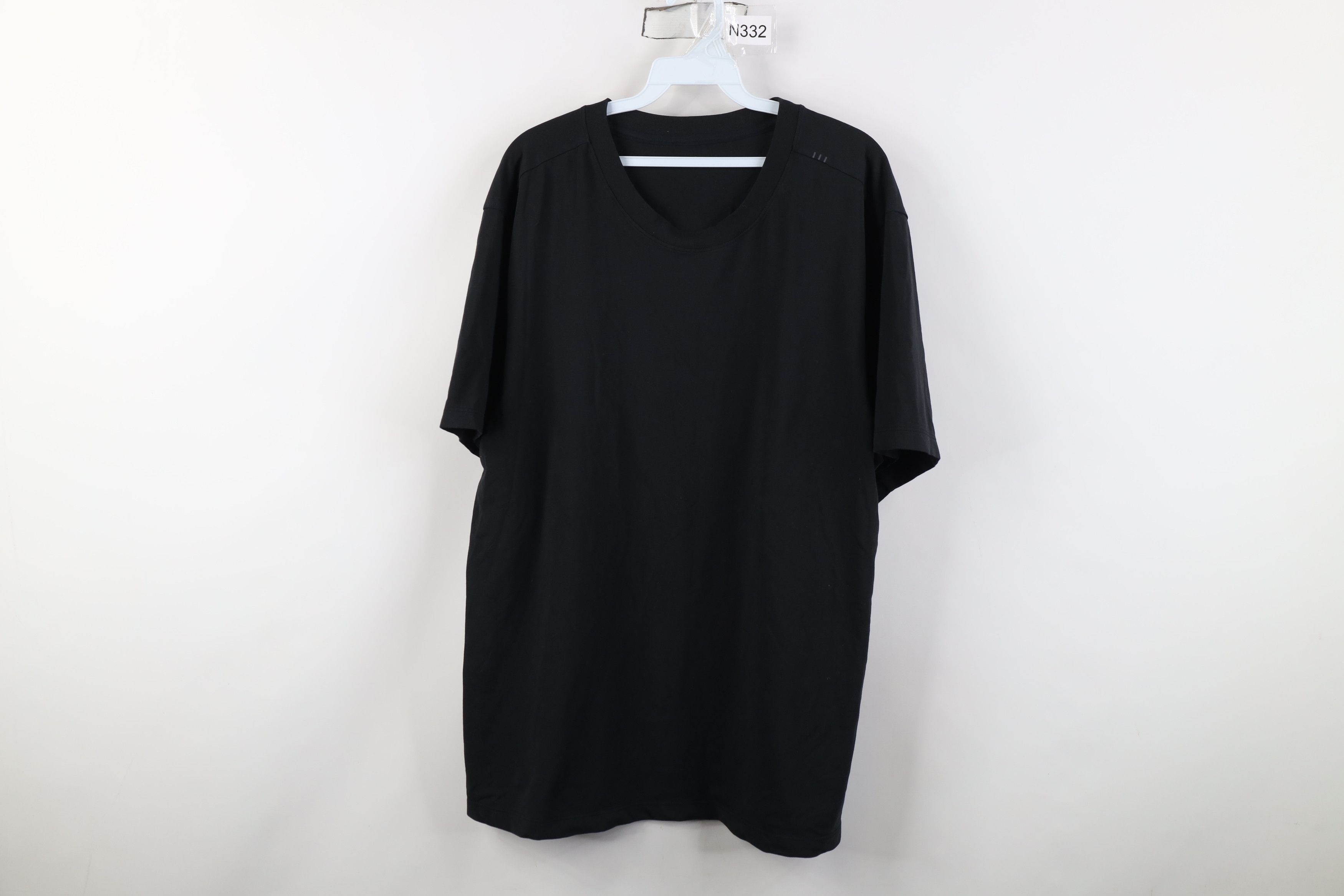 Lululemon Lululemon Running Jogging Yoga Gym Short Sleeve T-Shirt Size US XL / EU 56 / 4 - 1 Thumbnail