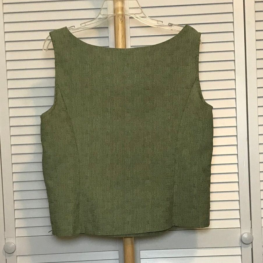 Other Sag Harbor Classic Scoop Neck Sleeveless Pleated Blouse 16 Size XXL / US 16-18 / IT 52-54 - 2 Thumbnail