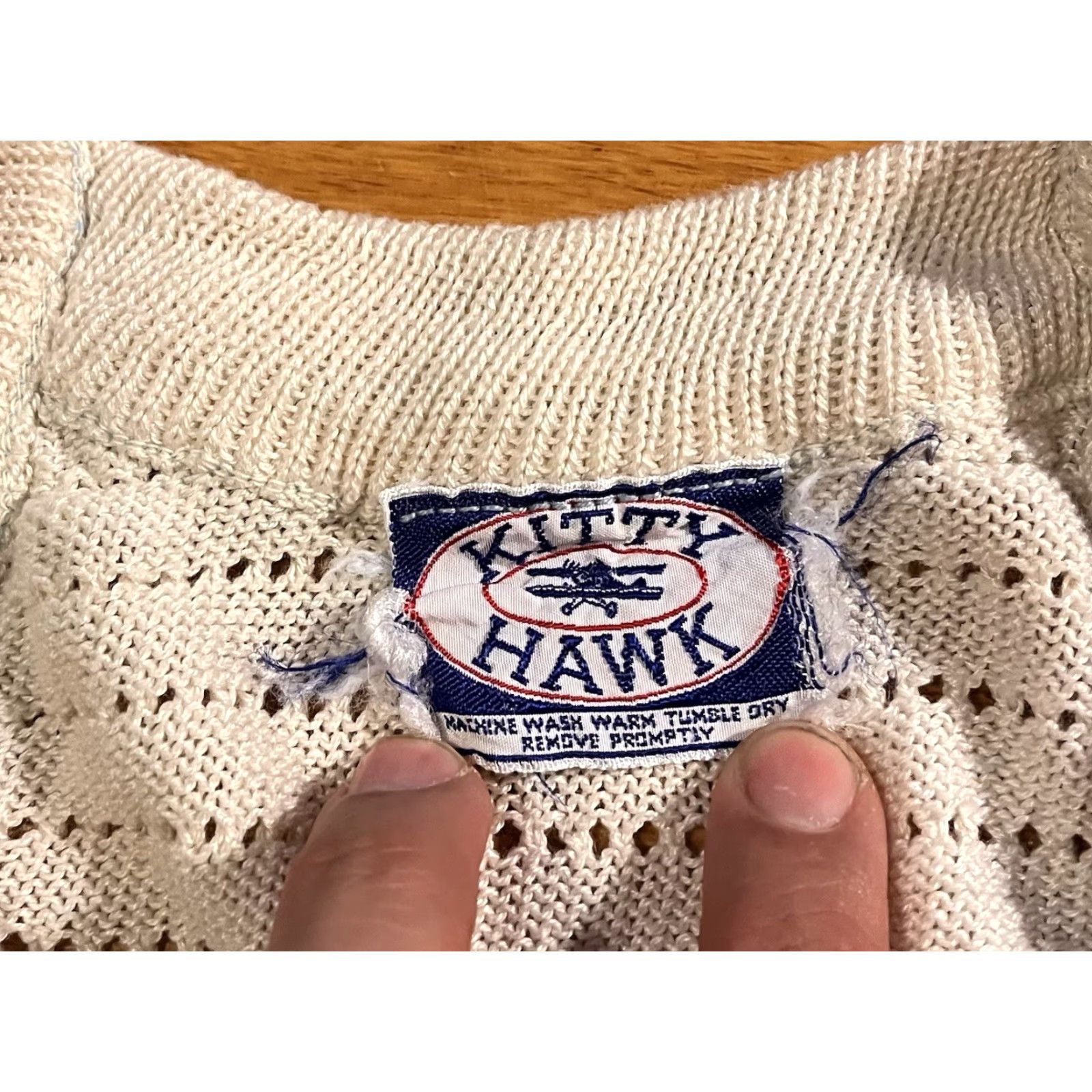 Vintage VINTAGE Kitty Hawk Knit Tank Top Women’s Small Ivory 90s Size S / US 4 / IT 40 - 4 Thumbnail