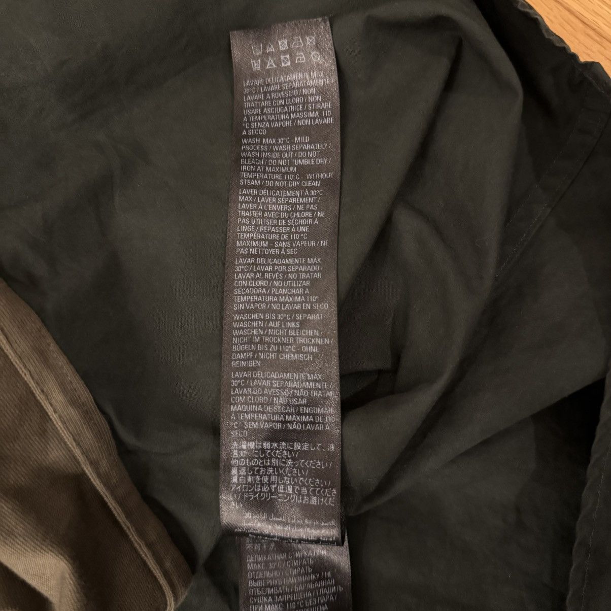 Balenciaga Balenciaga BB Icon Trompe L'oeil Layered Shirt Size US M / EU 48-50 / 2 - 4 Thumbnail
