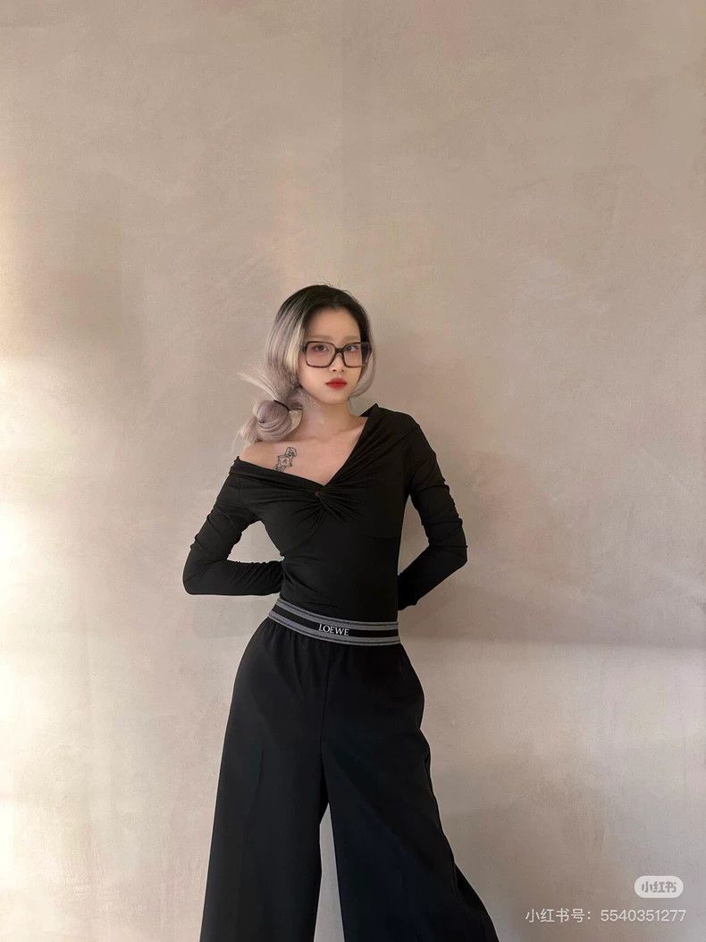 Loewe LOEWE sizeS Slim black wide leg skirt pants Size 27" / US 4 / IT 40 - 7 Thumbnail