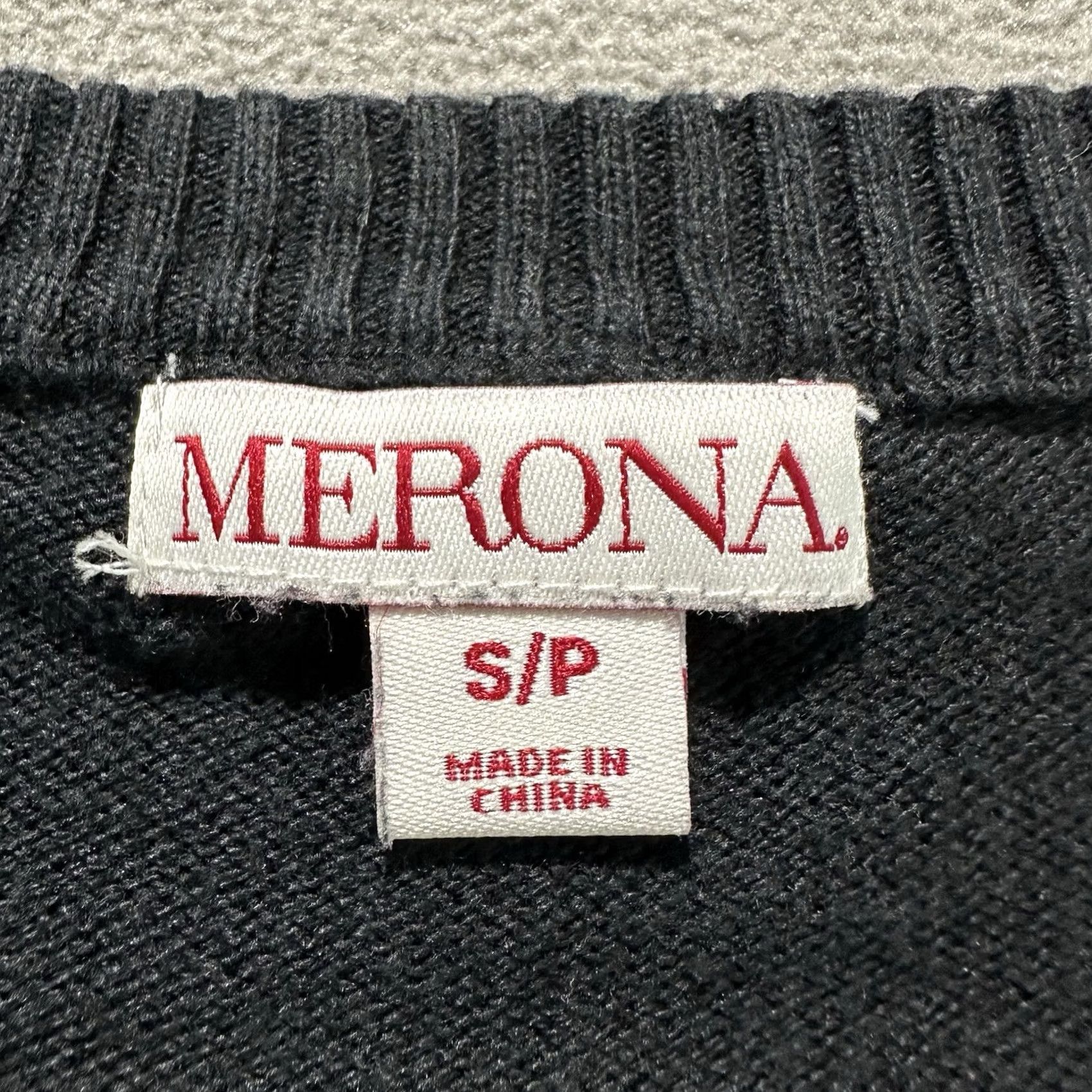 Merona Merona Sweater Women Small Black Argyle Diamond Print V-Neck Pullover GUC White Pink Colorful Fall Winter Casual Size S / US 4 / IT 40 - 4 Thumbnail