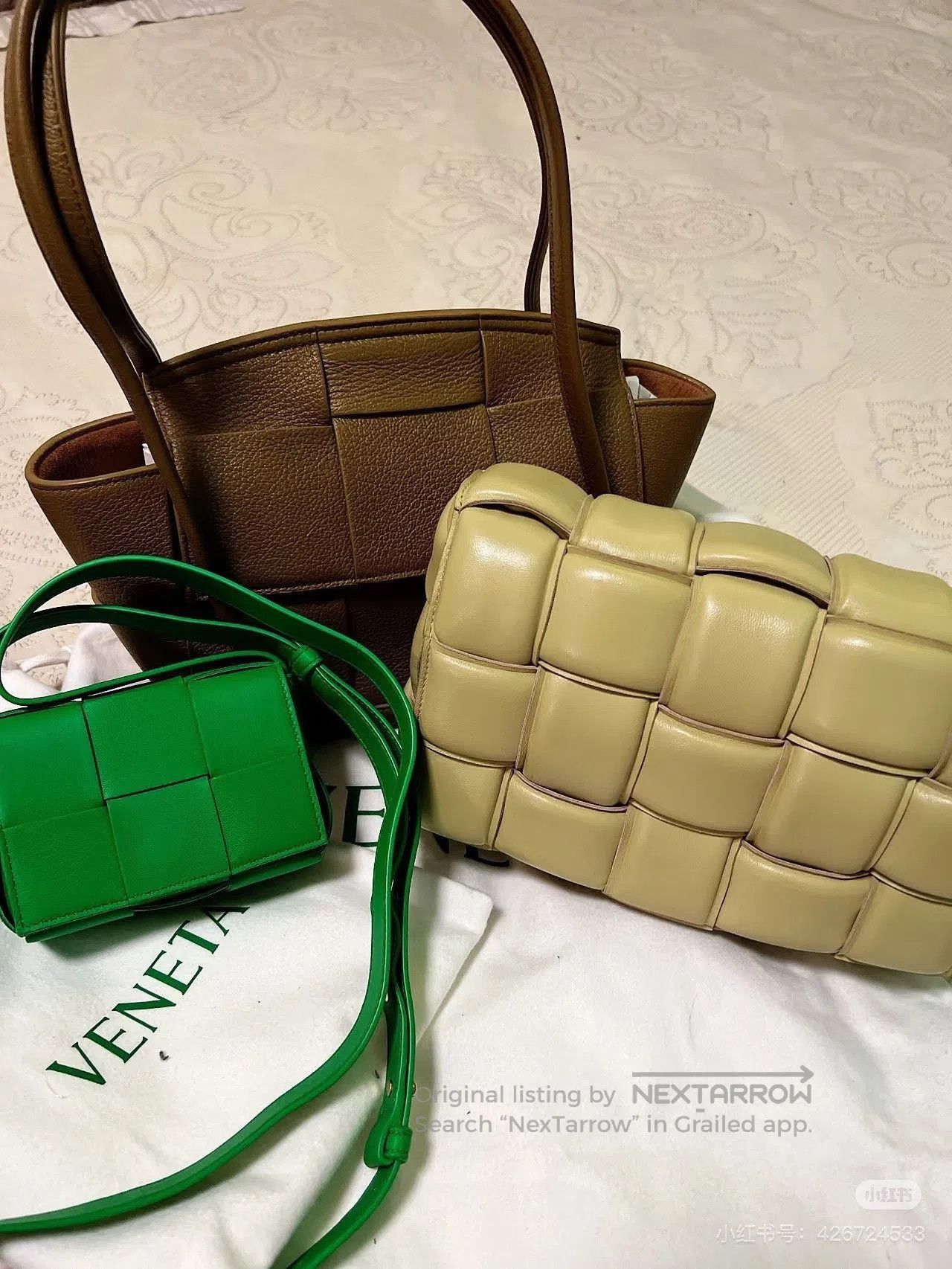 Bottega Veneta BV Padded Cassette 15 Grid Pillow Bag. Size ONE SIZE - 5 Thumbnail