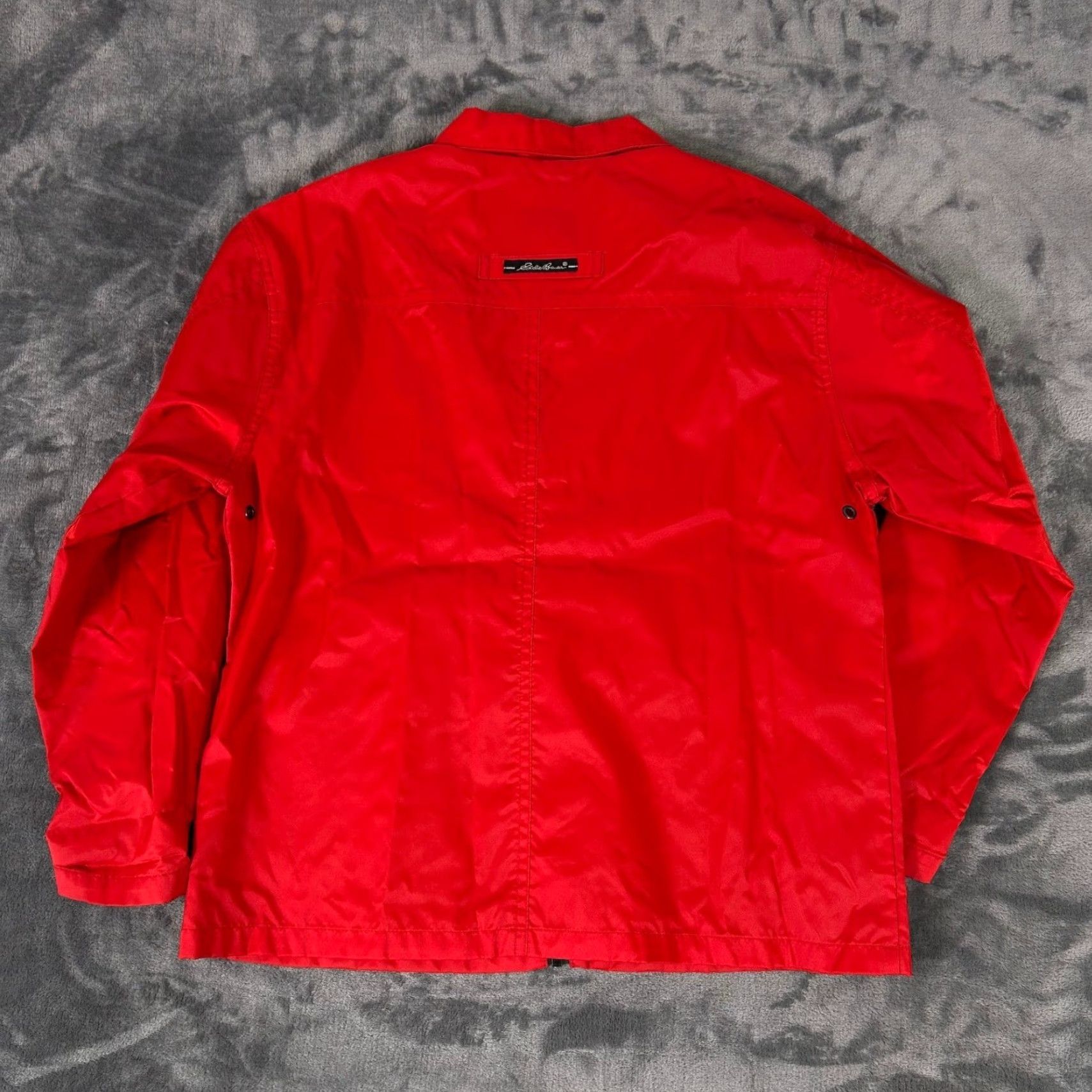 Eddie Bauer VINTAGE Eddie Bauer Red Lightweight Full Zip Nylon Windbreaker Jacket Women S Size S / US 4 / IT 40 - 3 Thumbnail