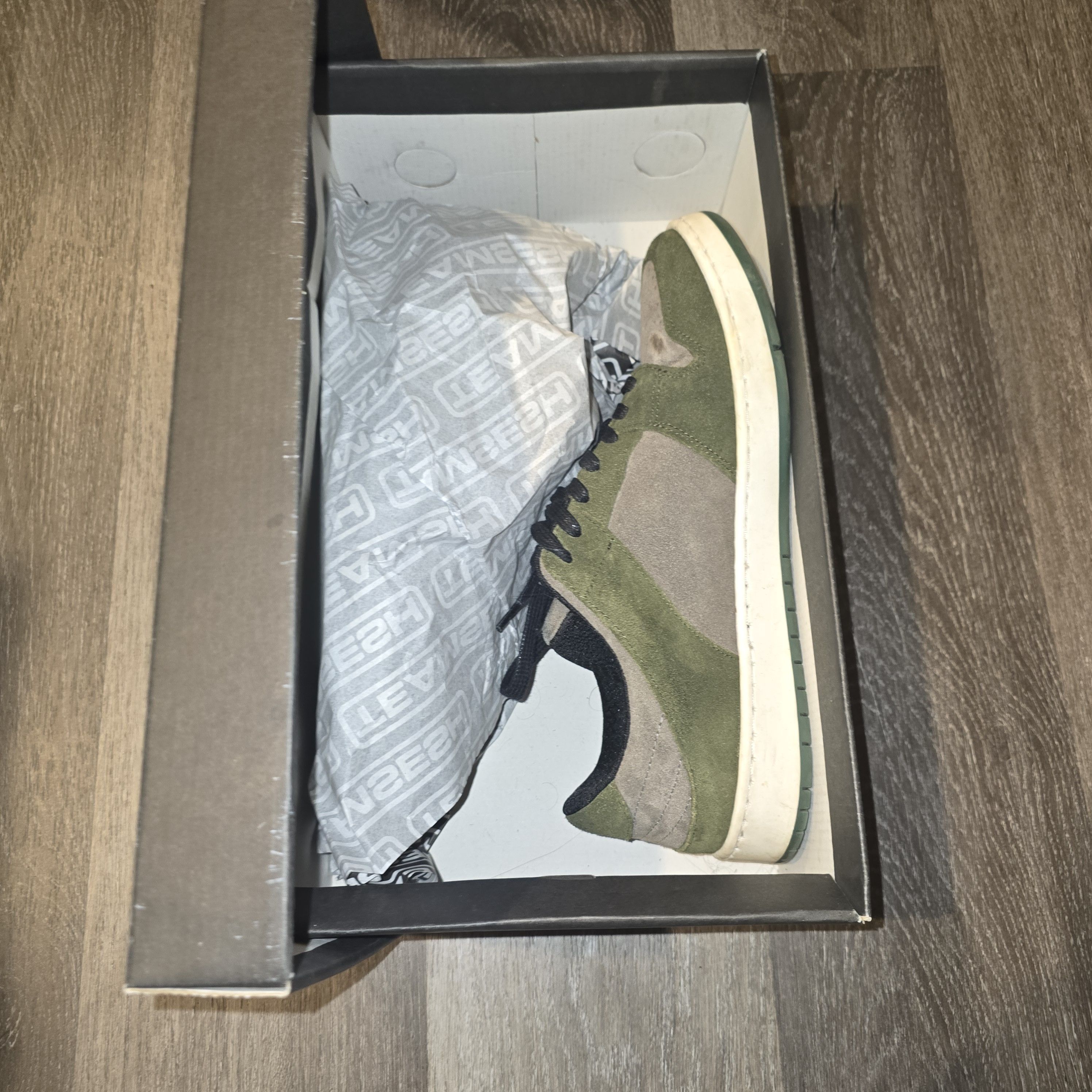 TeamSESH Bones x Teamsesh skull steppers Size US 7 / EU 40 - 2 Thumbnail