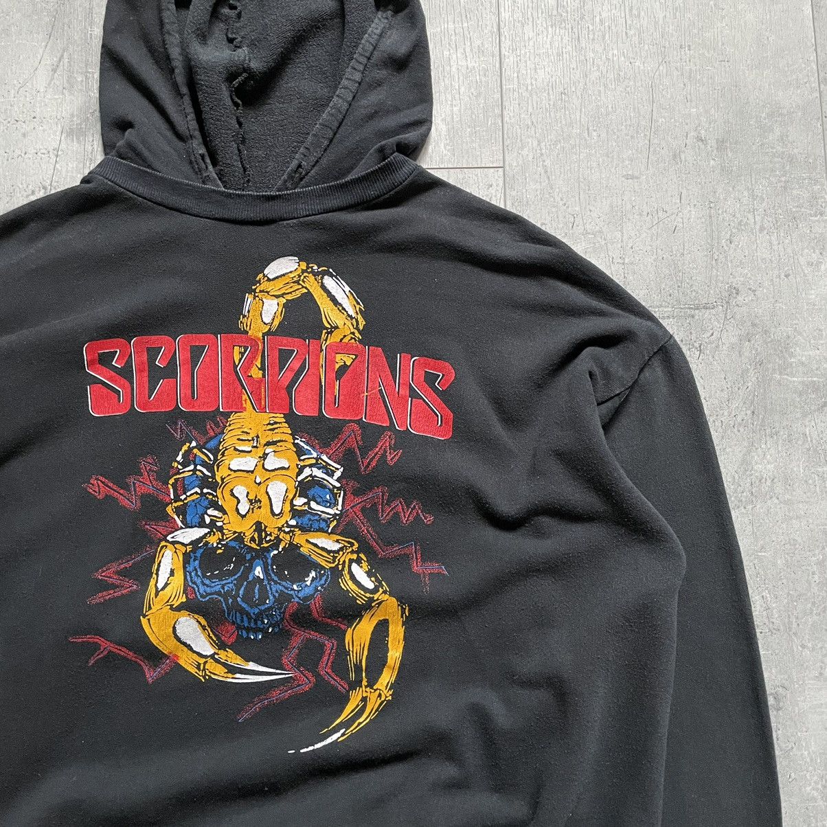Band Tees Vintage 90s Scorpions Band Washed Hoodie Size US M / EU 48-50 / 2 - 8 Thumbnail