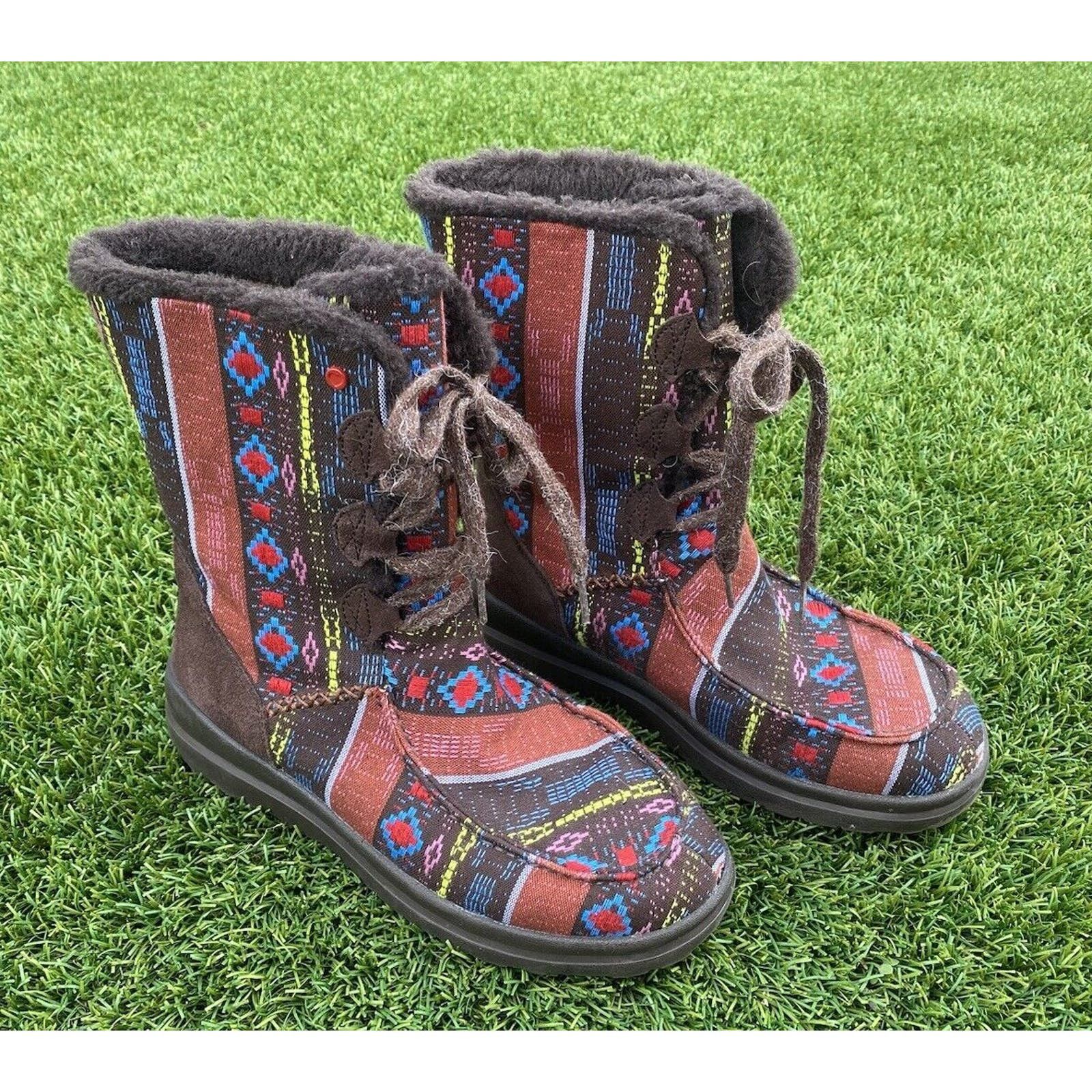 image of I Heart UGG Lacy Java Nordic Fair Isle Blanket Woven Boots 9, Women's