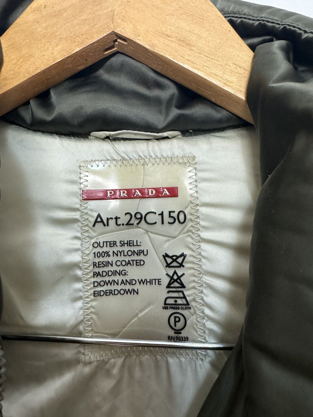 Prada Prada puffer jacket down luxury olive with logo Size M / US 6-8 / IT 42-44 - 7 Thumbnail