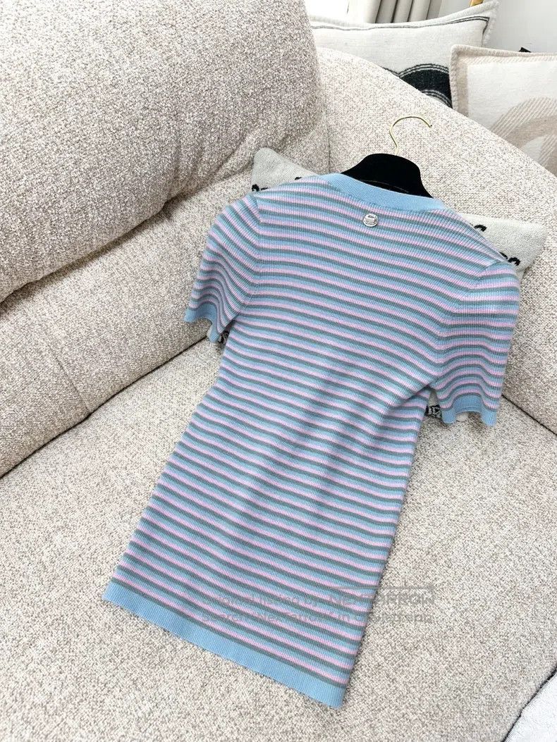 Chanel Chanel Striped portrait pattern short-sleeved knitwear Size XS / US 0-2 / IT 36-38 - 4 Thumbnail