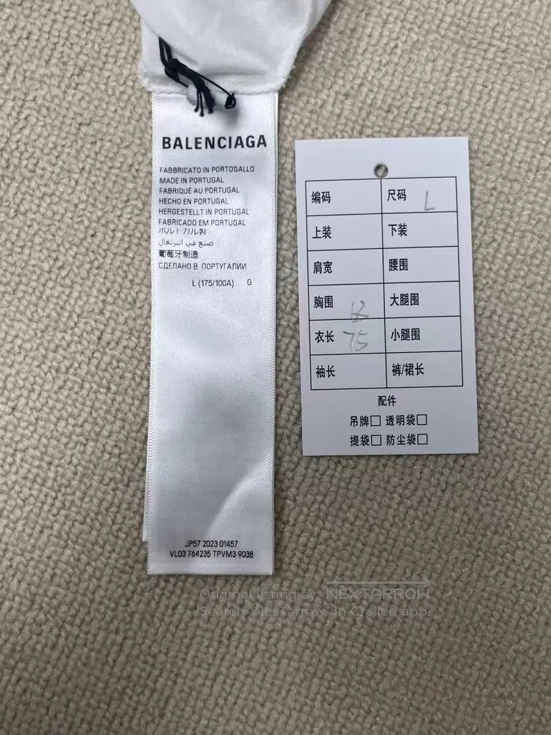 Balenciaga Balenciaga Distressed Blue Label Logo Letter Pattern Print Size US L / EU 52-54 / 3 - 4 Thumbnail