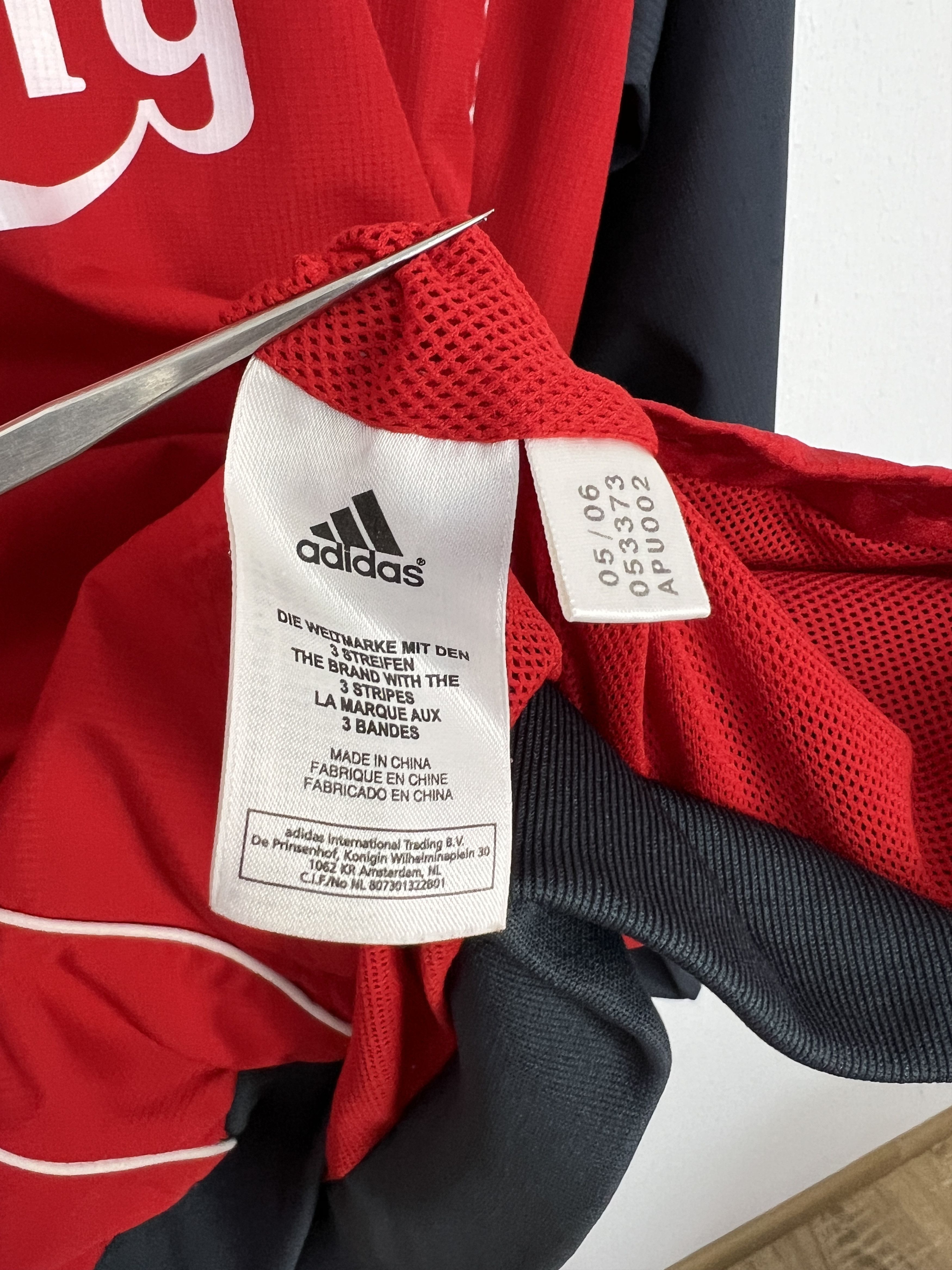 Adidas Vintage Adidas Liverpool Football Train Jacket Formotion Size US L / EU 52-54 / 3 - 11 Thumbnail