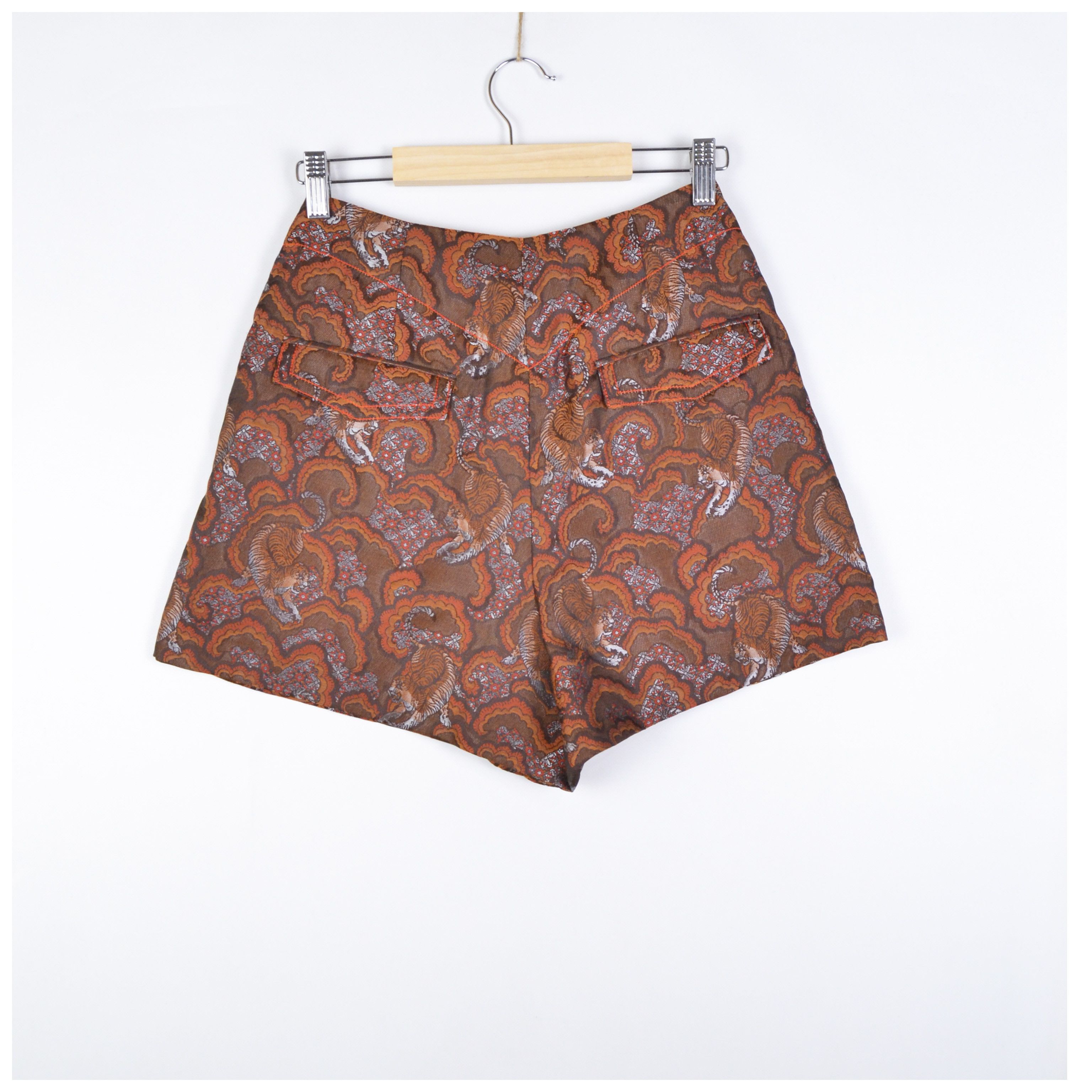 Japanese Brand × Sandro Sandro Chinagirl Multicolore Tiger Printed Japanese Shorts Size 28" / US 6 / IT 42 - 18 Thumbnail