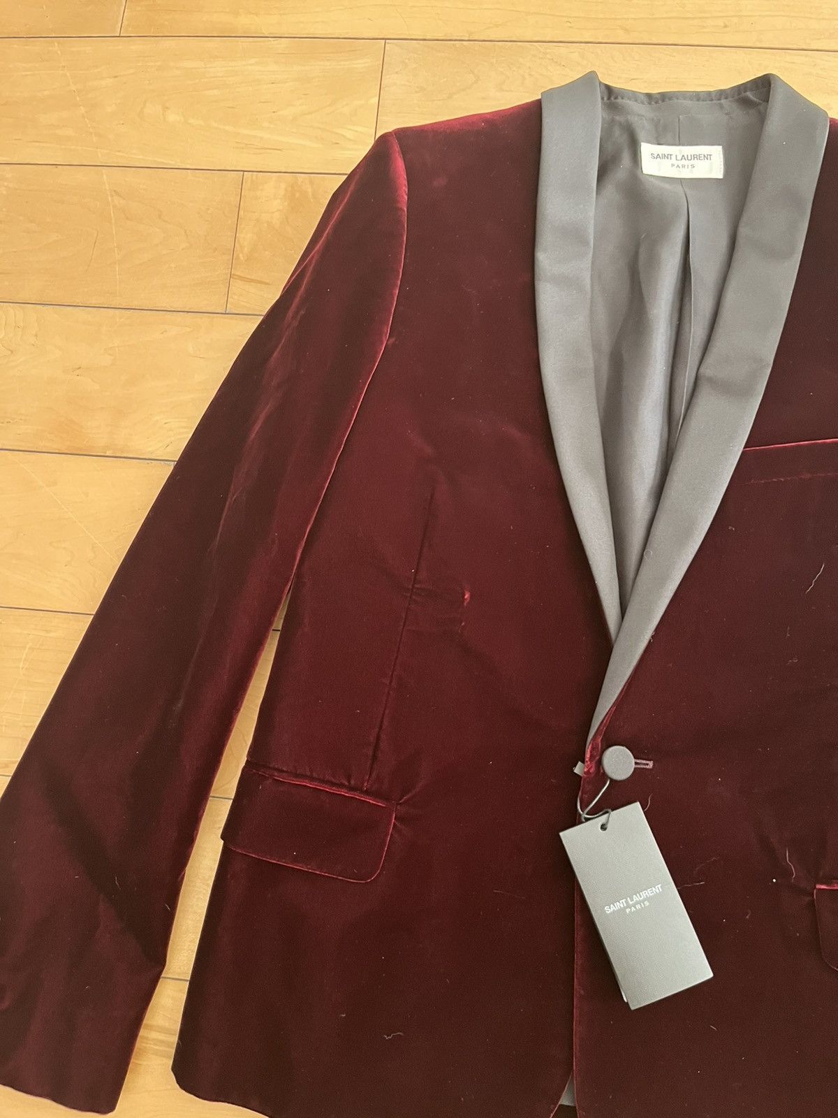 Saint Laurent Paris NWT - Saint Laurent Paris Velvet Blazer Size 44R - 3 Thumbnail