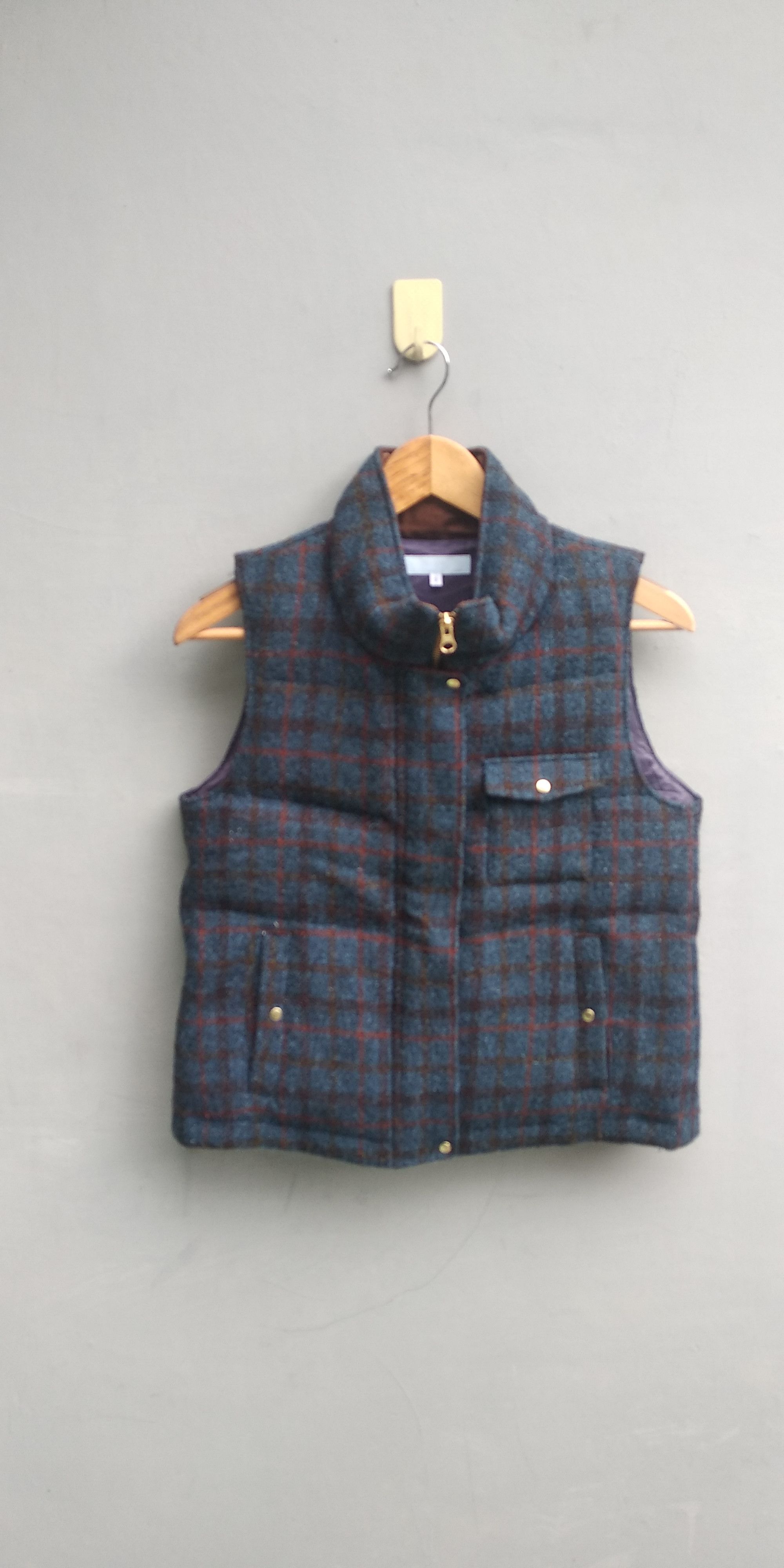 Harris Tweed Vtg Harris tweed plaid wool vest Size S / US 4 / IT 40 - 1 Thumbnail