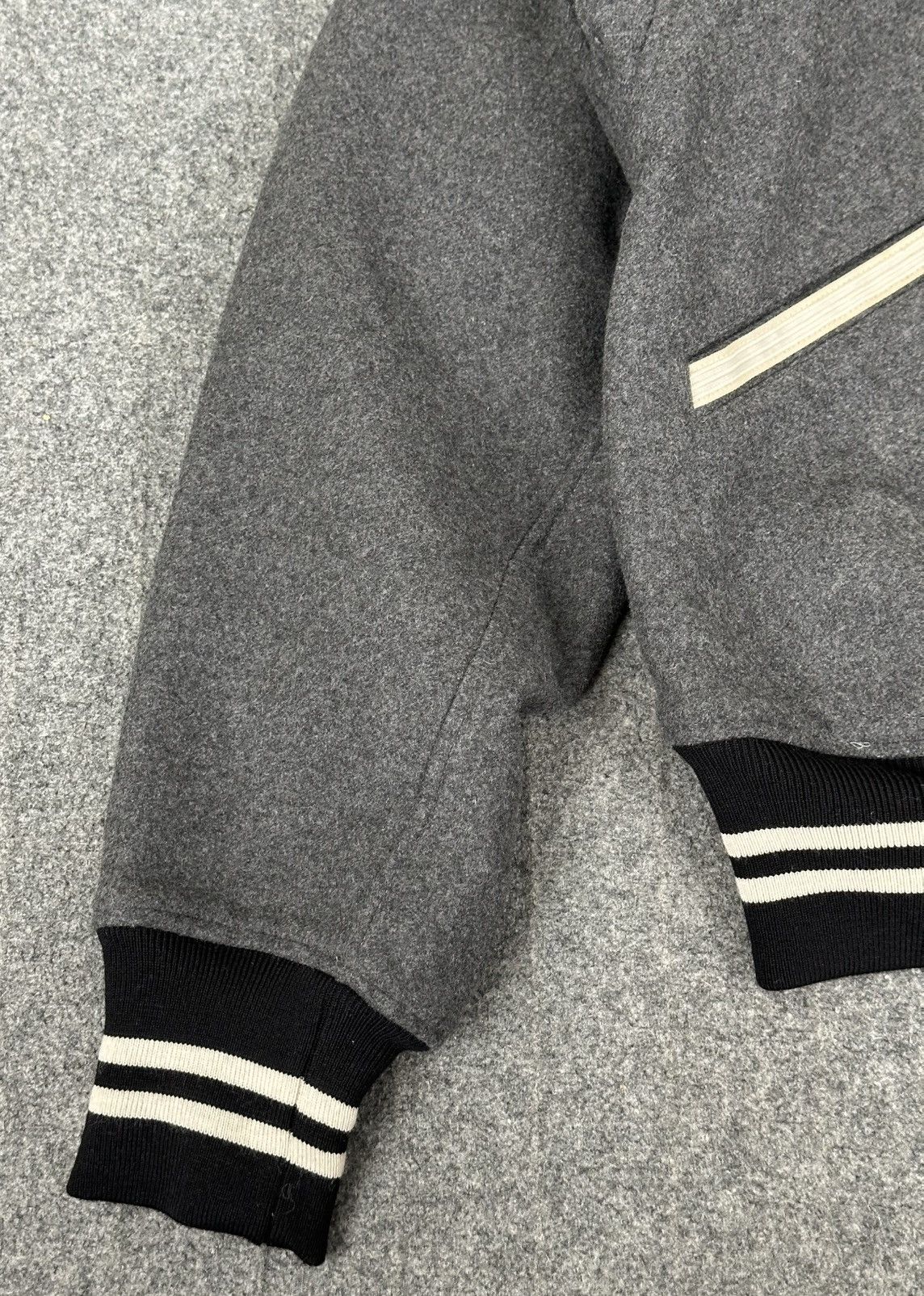 Jil Sander Jil Sander by Raf Simons Cashmere/Satin Reversible Varsity Size US S / EU 44-46 / 1 - 8 Thumbnail