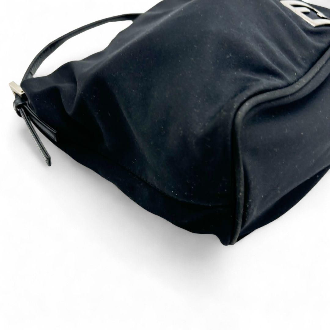 Fendi Fendi - Mamma Bucket Handbag Shoulder Bag Black Size ONE SIZE - 6 Thumbnail