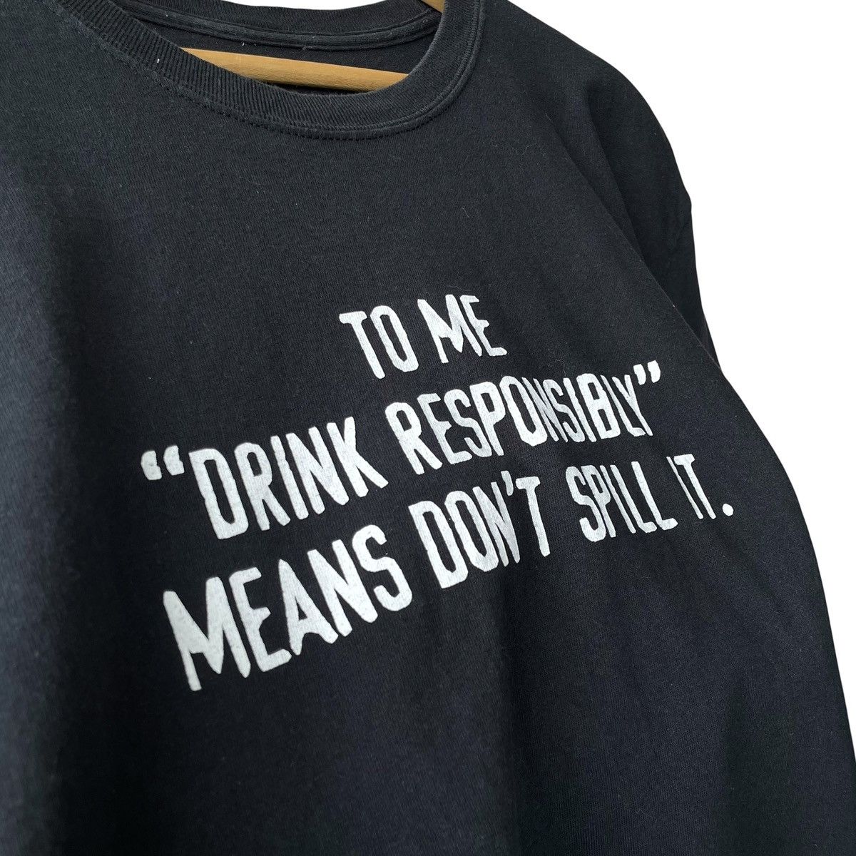 Vintage Responsible Alcoholic Funny Quotes Wording Tee Size US L / EU 52-54 / 3 - 4 Thumbnail
