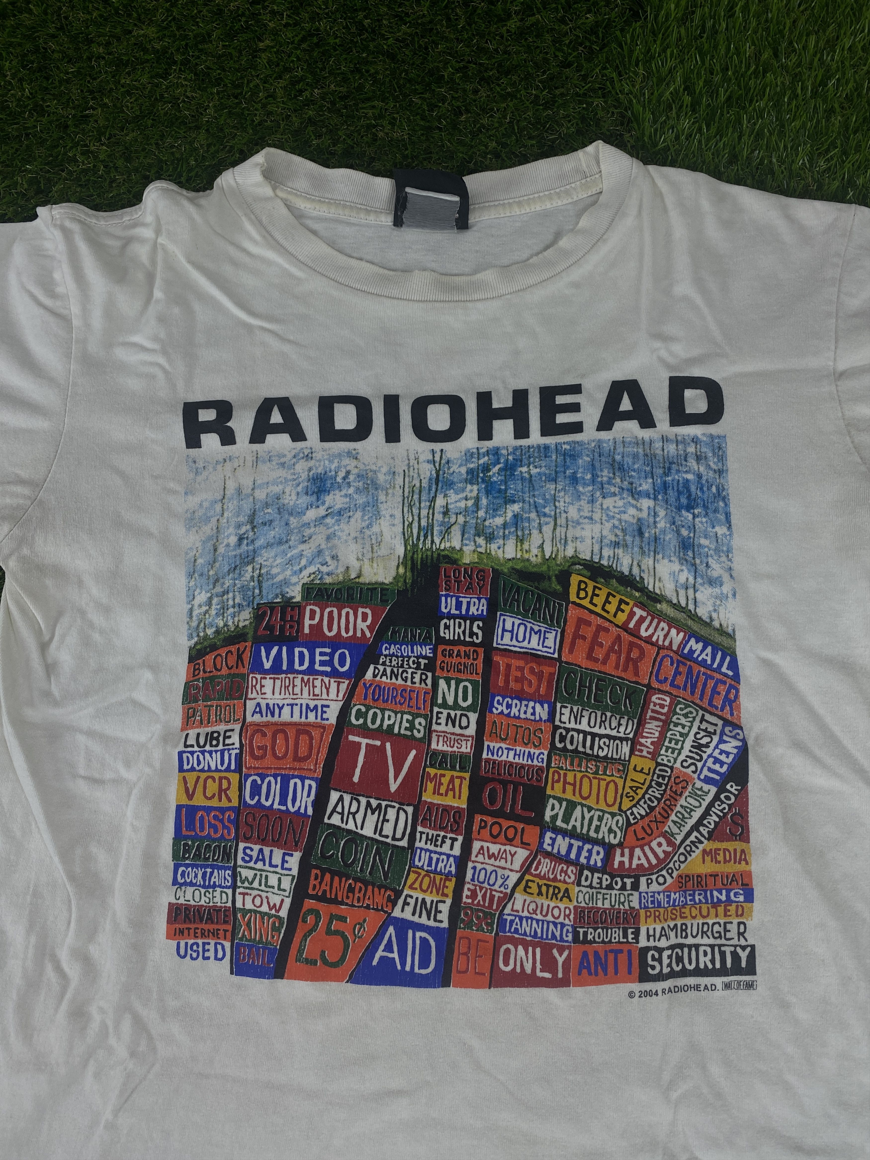 Band Tees Radiohead Hail To The Thief Tshirt (T133) Size US S / EU 44-46 / 1 - 2 Thumbnail