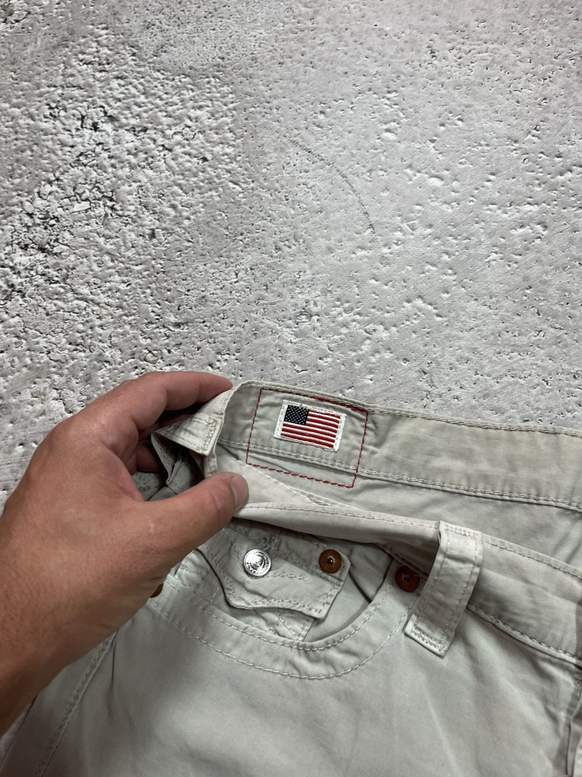 True Religion True Religion Cameron Beige Jeans Women’s Size L Made in USA Size 34" / US 12 / IT 48 - 16 Thumbnail