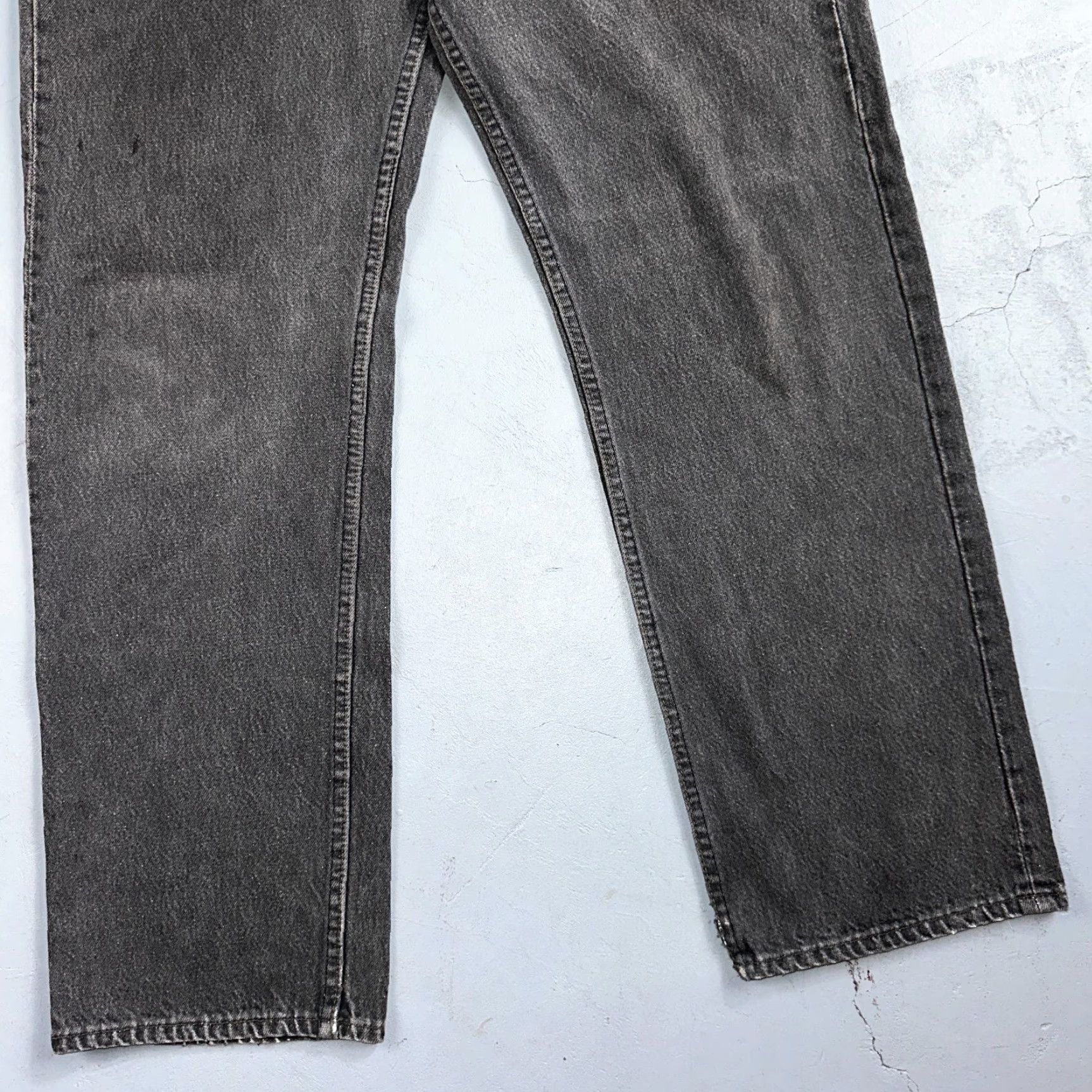 Levi's VINTAGE Levi's 501 Straight Leg Jeans Gray Light Wash 38x30 90s USA Mens Size US 38 / EU 54 - 3 Thumbnail