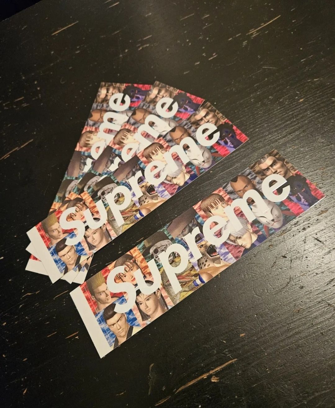Damien Hirst × Supreme Supreme x Damien Hirst Spinart box logo