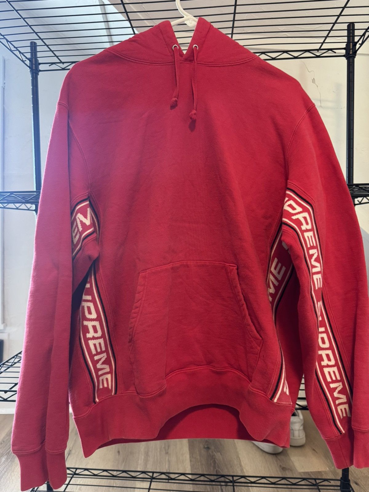 Supreme Supreme Text Rib Hooded Sweatshirt Red Size US M / EU 48-50 / 2 - 1 Thumbnail