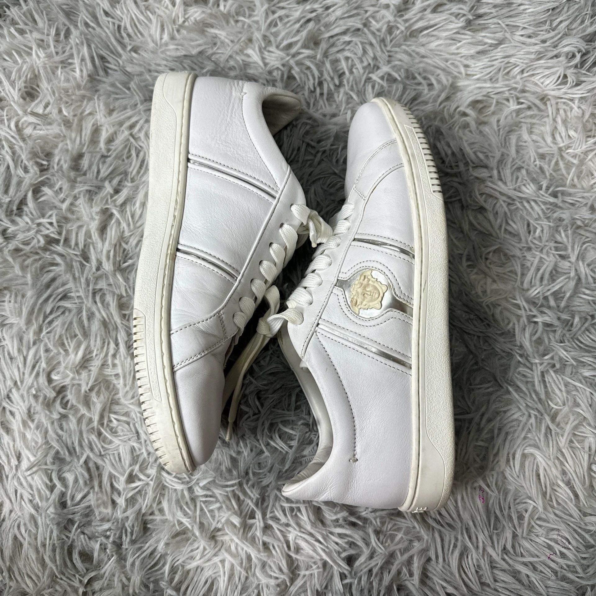 Versace versace men's lace-up casual sneakers size 38.5 Size US 5.5 / EU 38 - 5 Thumbnail