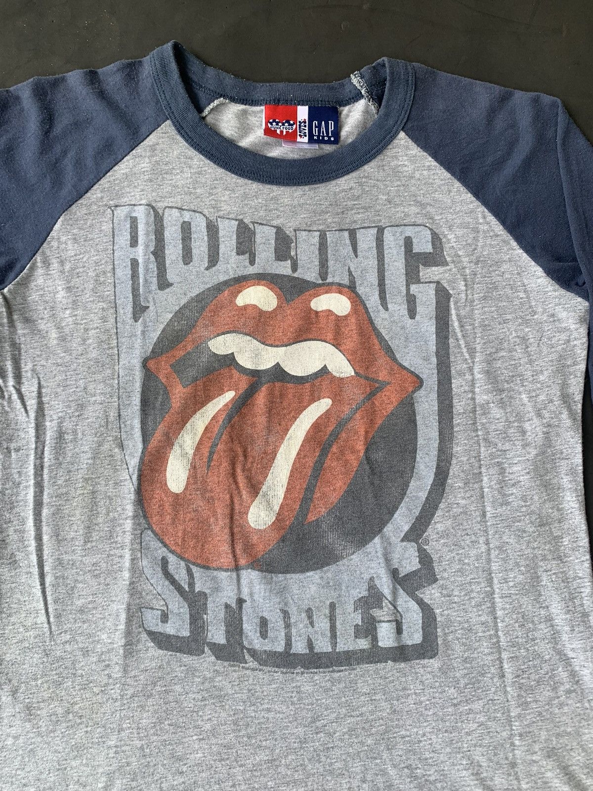 Band Tees Vintage Rolling Stones Raglan Tees Size US S / EU 44-46 / 1 - 2 Thumbnail