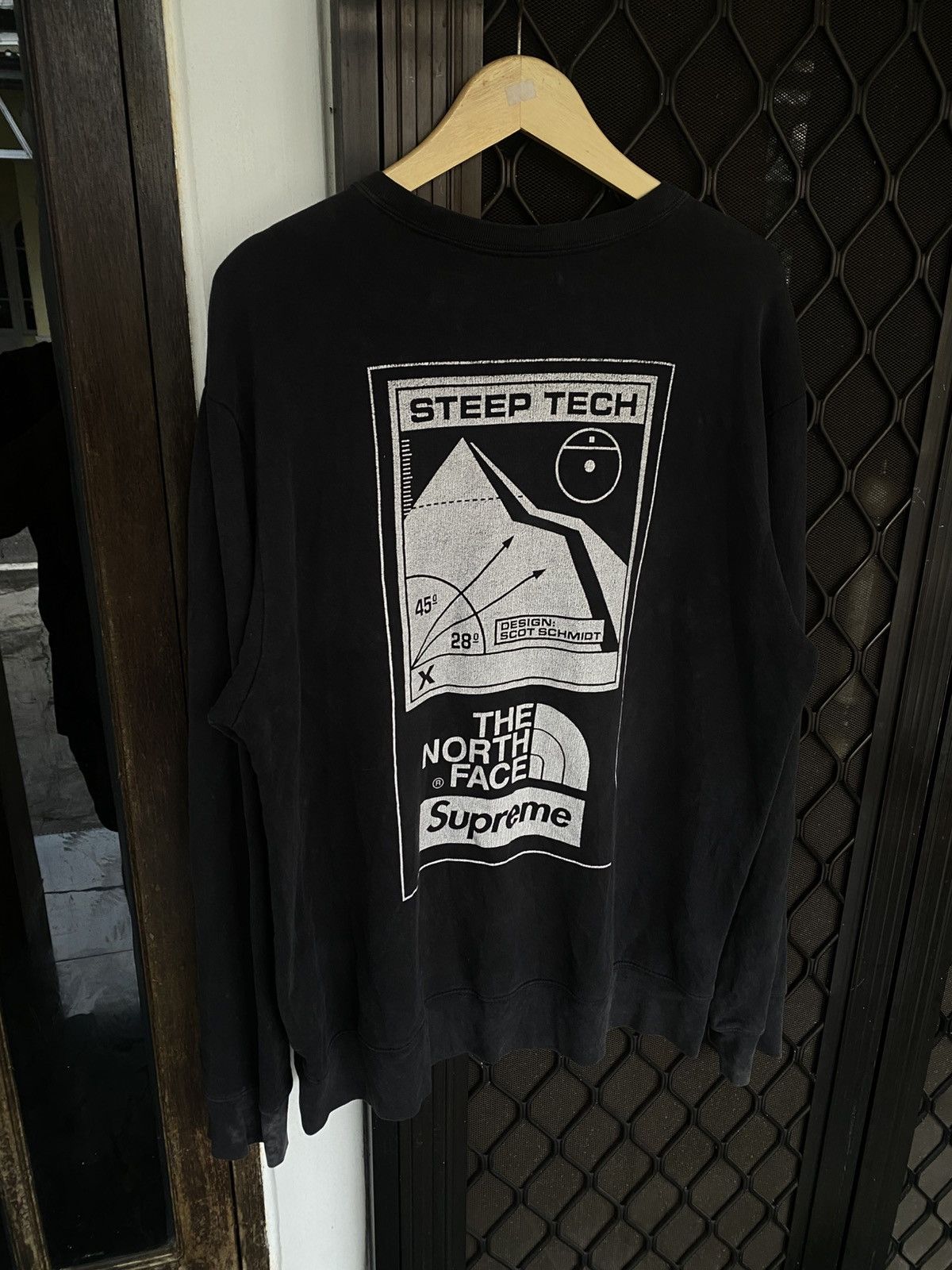 Supreme × The North Face Sweatshirt Steep Tech 2016 Size US L / EU 52-54 / 3 - 1 Thumbnail