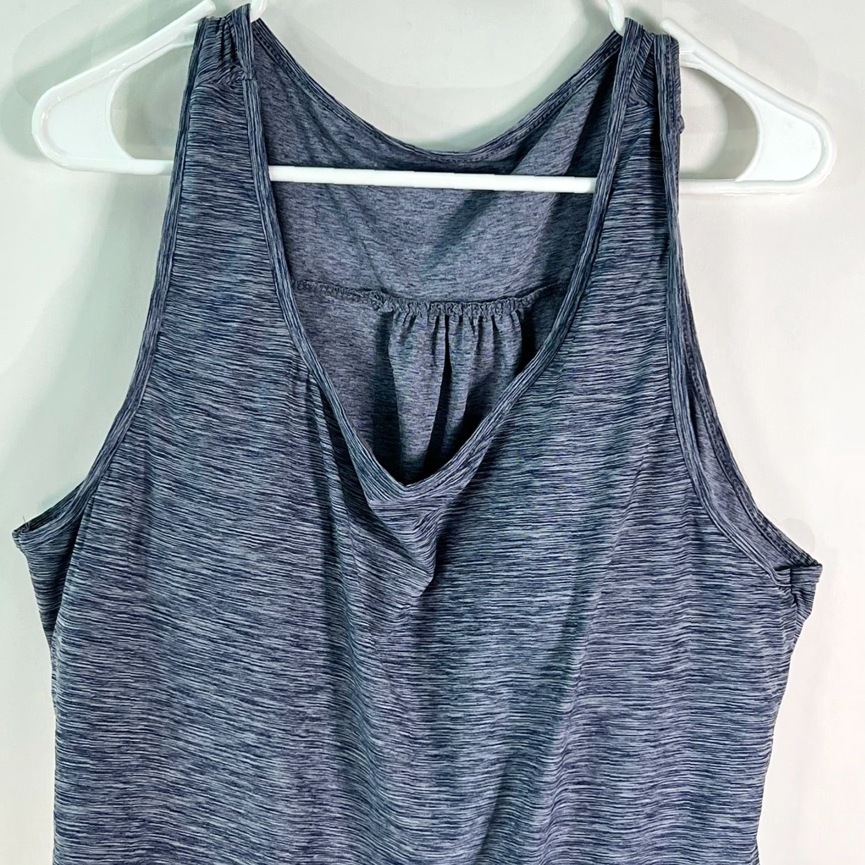 Vintage Womens Sleeveless Activewear Tank Top Heathered Blue Padded XXL Pullover - 2XL, Scoop Neck, Wide Straps, 100% Polyester, Casual Sports Shirt Size XXL / US 16-18 / IT 52-54 - 3 Thumbnail