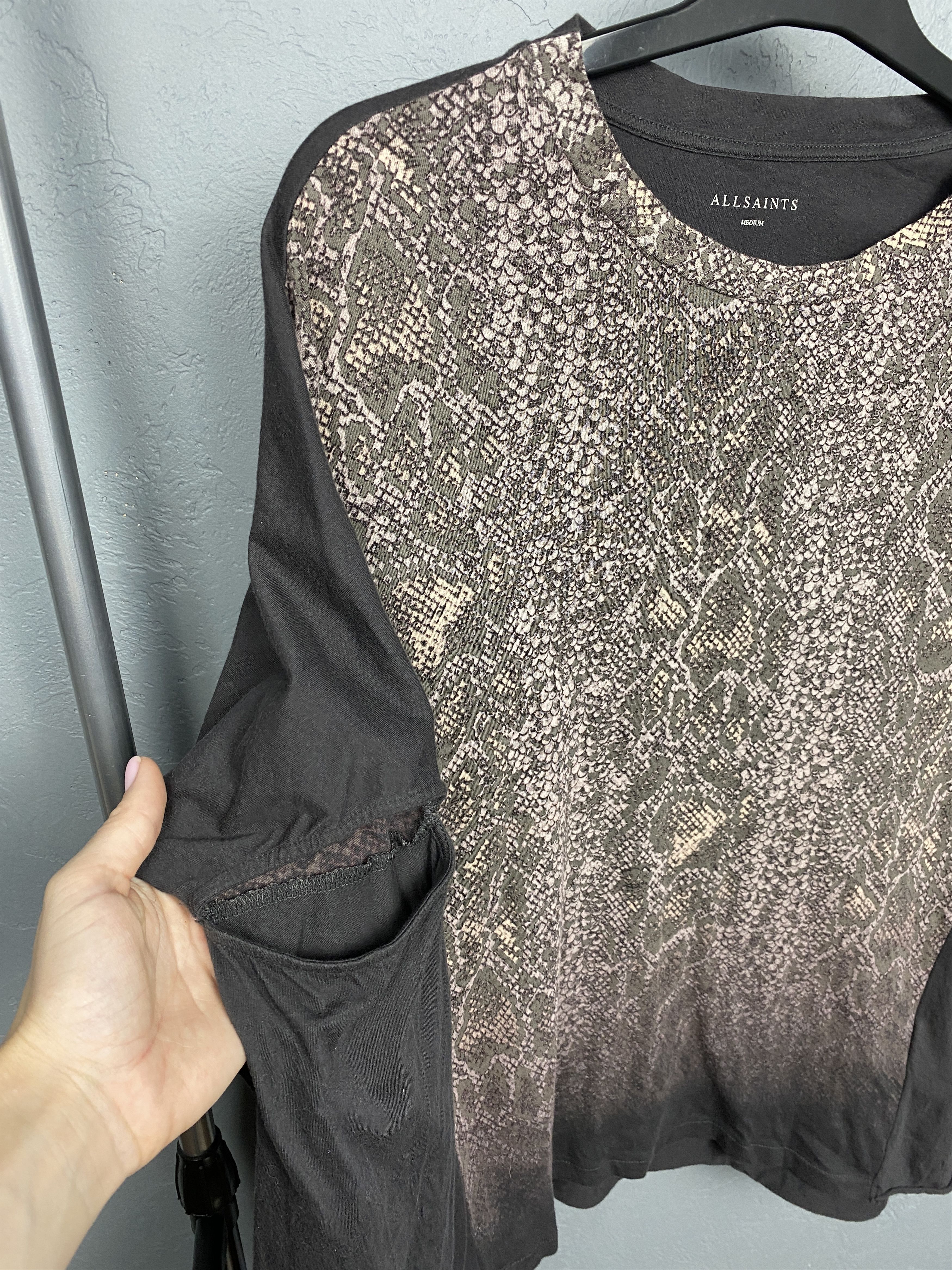 Allsaints Allsaints Womens KAA Wave Long Sleeve T-Shirt Size M / US 6-8 / IT 42-44 - 5 Thumbnail