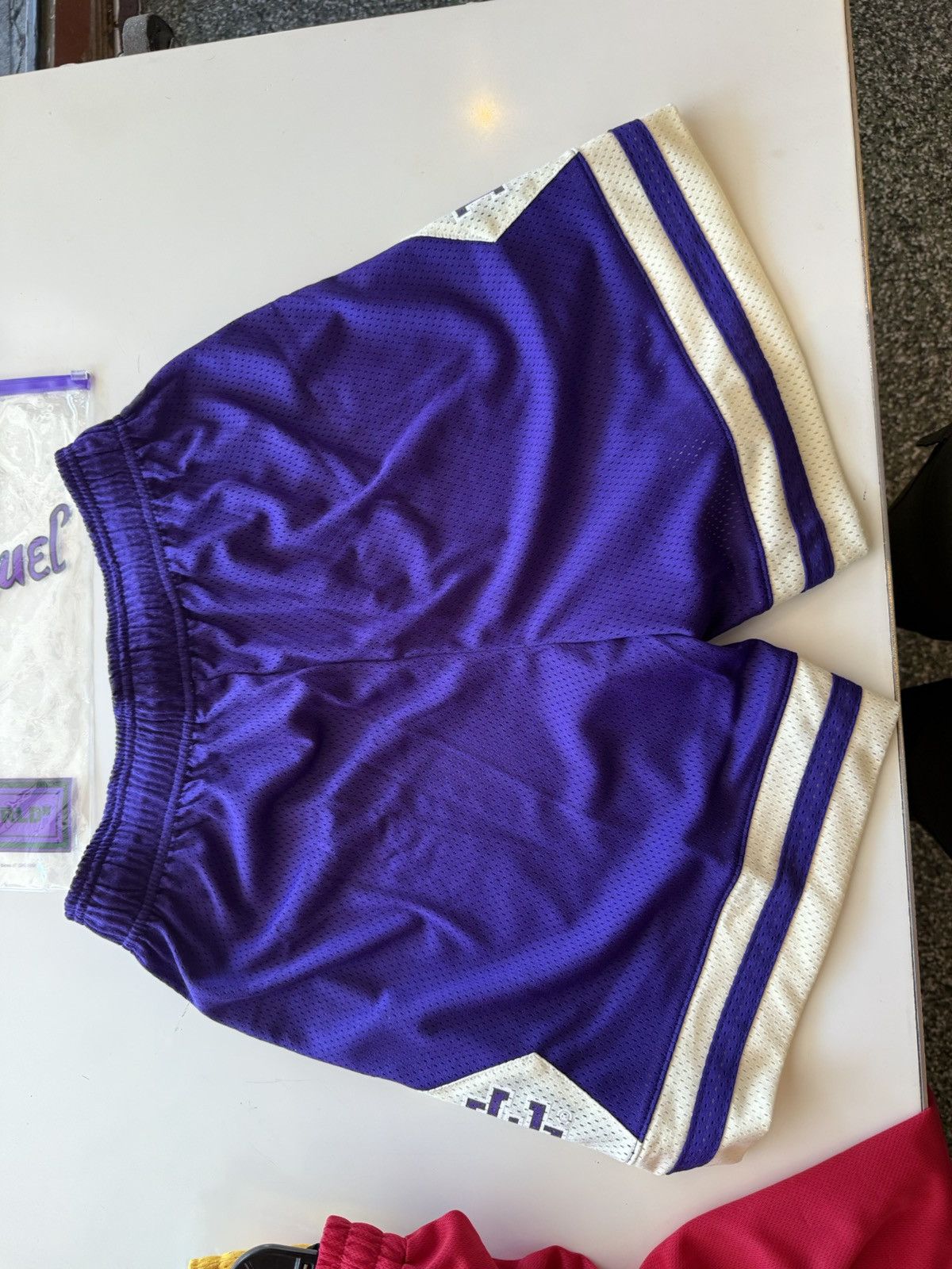 Eric Emanuel Eric Emmanuel, purple diamond shorts Size US 34 / EU 50 - 7 Thumbnail